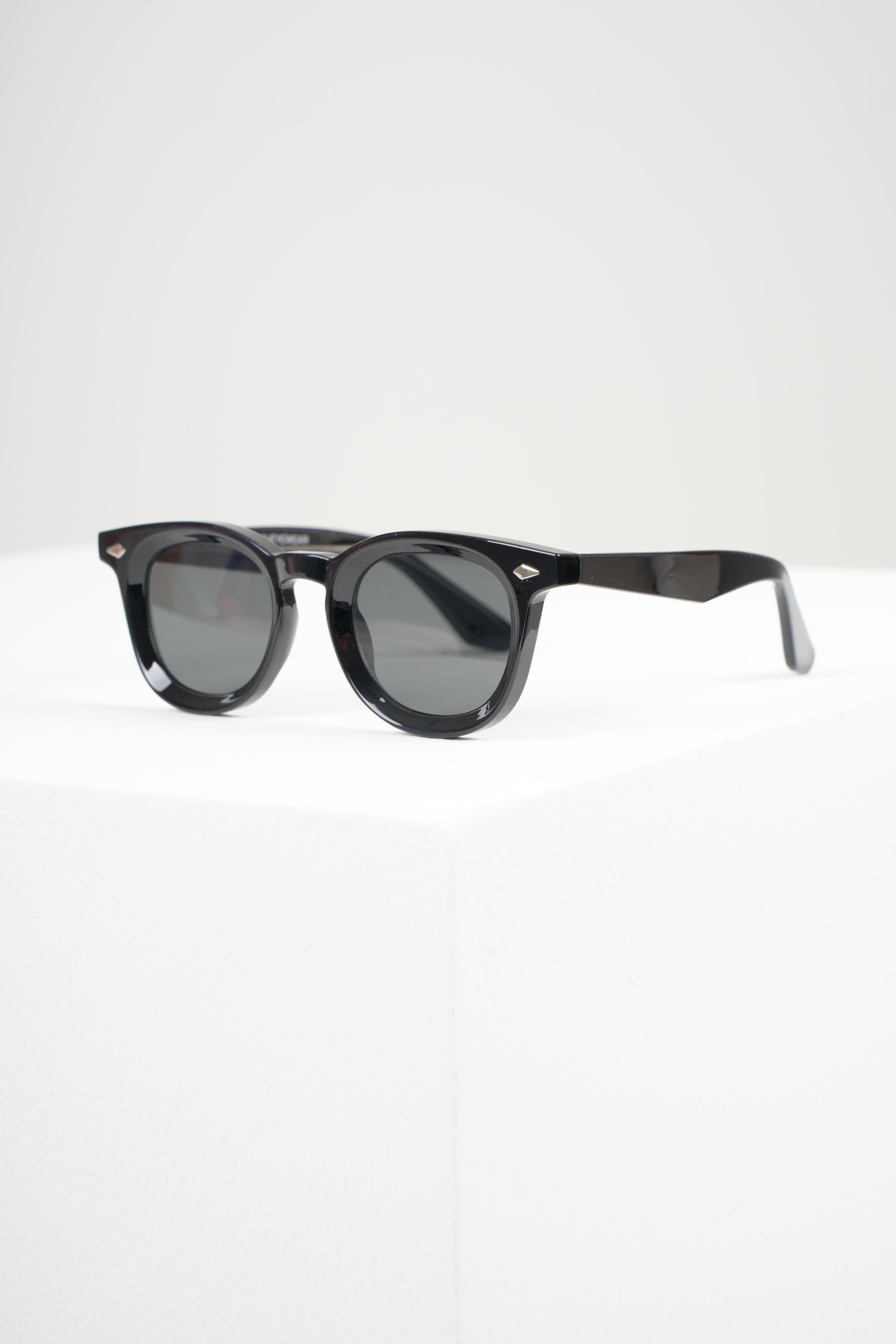 ROYAL EYEWEAR RE6248 SİYAH UNISEX GÜNEŞ GÖZLÜĞÜGözlükWATCHOFROYALRE6248ROYAL EYEWEAR RE6248 SİYAH UNISEX GÜNEŞ GÖZLÜĞÜ