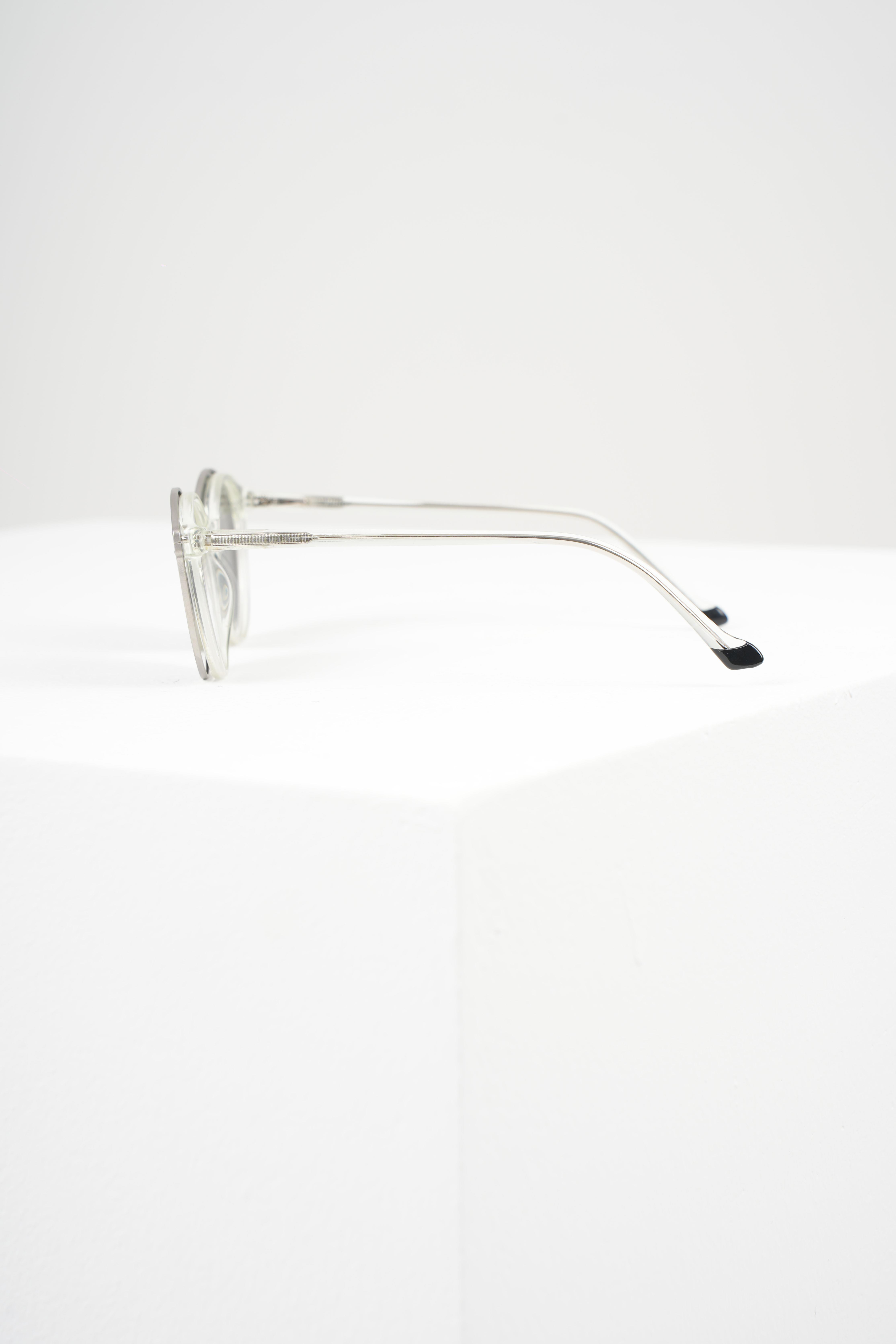 ROYAL EYEWEAR RE98002 TRANSPARAN UNISEX EyewearWATCHOFROYALRE98002ROYAL EYEWEAR RE98002 TRANSPARAN UNISEX 