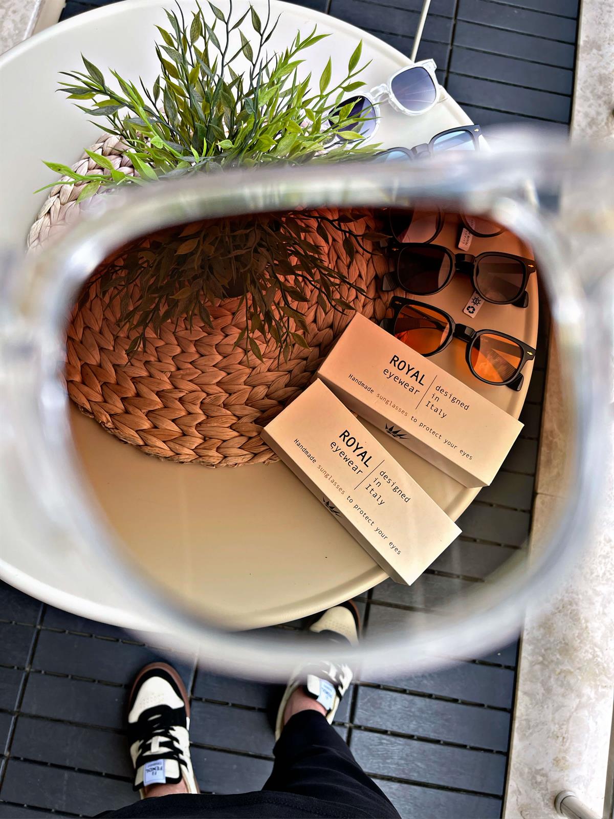 ROYAL EYEWEAR RE982 TRANSPARAN KAHVERENGİ GÜNEŞ GÖZLÜĞÜGÖZLÜKWATCHOFROYALRE982ROYAL EYEWEAR RE982 TRANSPARAN KAHVERENGİ GÜNEŞ GÖZLÜĞÜ
