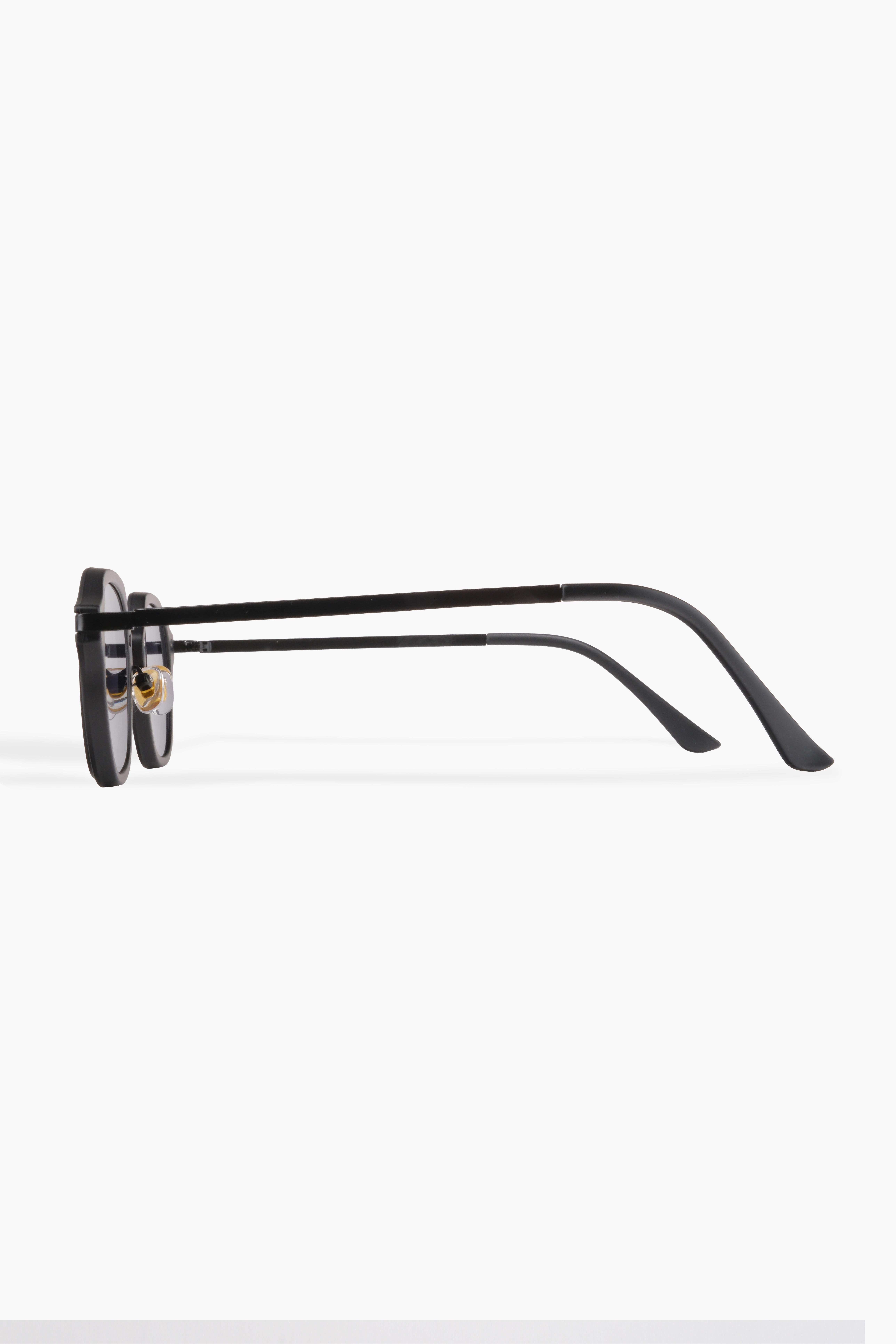ROYAL EYEWEAR RE9904 SİYAH UNİSEX GÜNEŞ GÖZLÜĞÜGözlükWATCHOFROYALRE9904ROYAL EYEWEAR RE9904 SİYAH UNİSEX GÜNEŞ GÖZLÜĞÜ