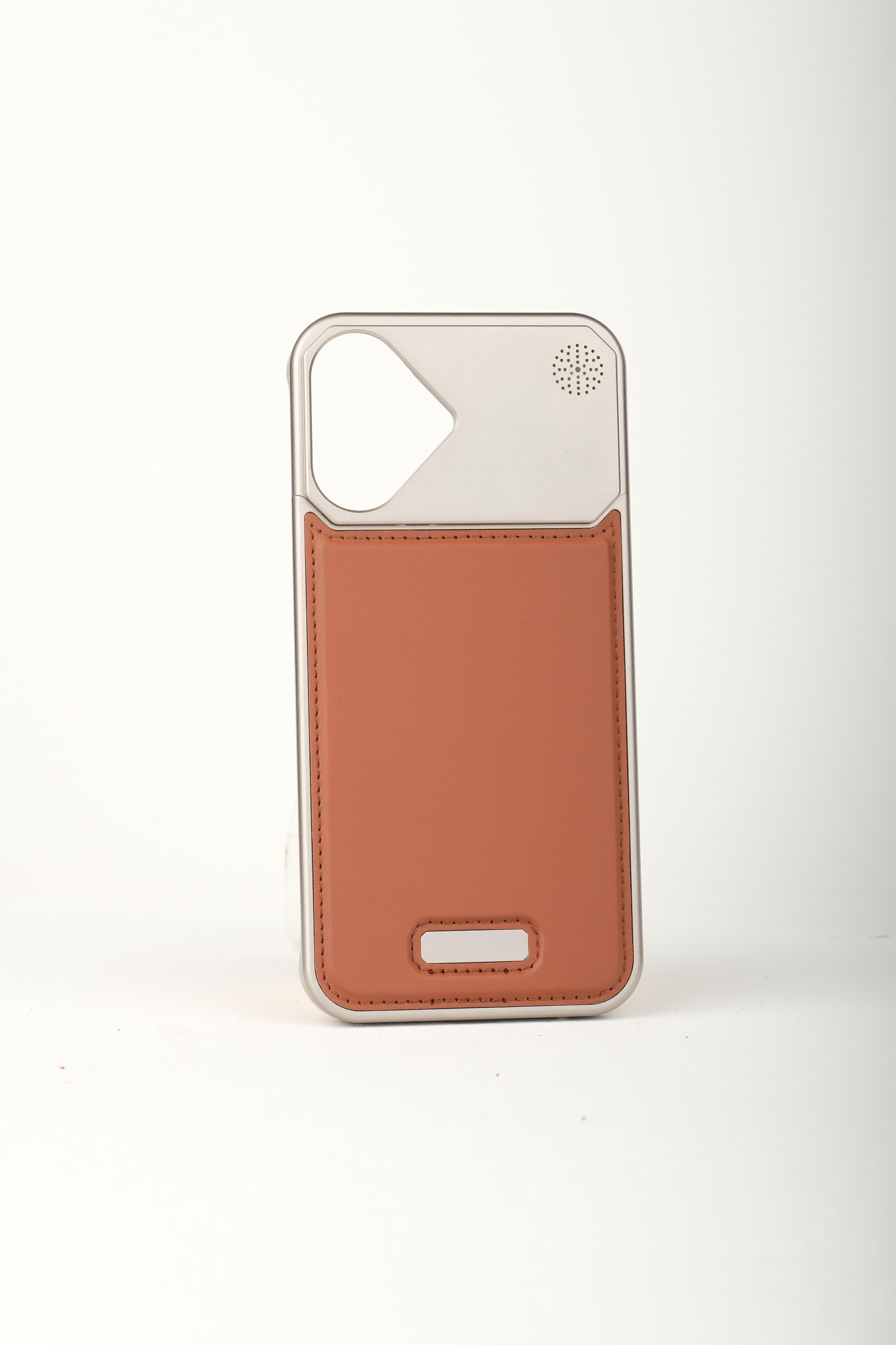 Therock iPhone 16 Taba Magsafe Özellikli Alüminyum Alaşımlı Hakiki Deri,Kokulu Metal Kızaklı Telefon KılıfıIphone 16 KılıfıWATCHOFROYALTherockTherock iPhone 16 Taba Magsafe Özellikli Alüminyum Alaşımlı Hakiki Deri,Kokulu Metal Kızaklı Telefon Kılıfı