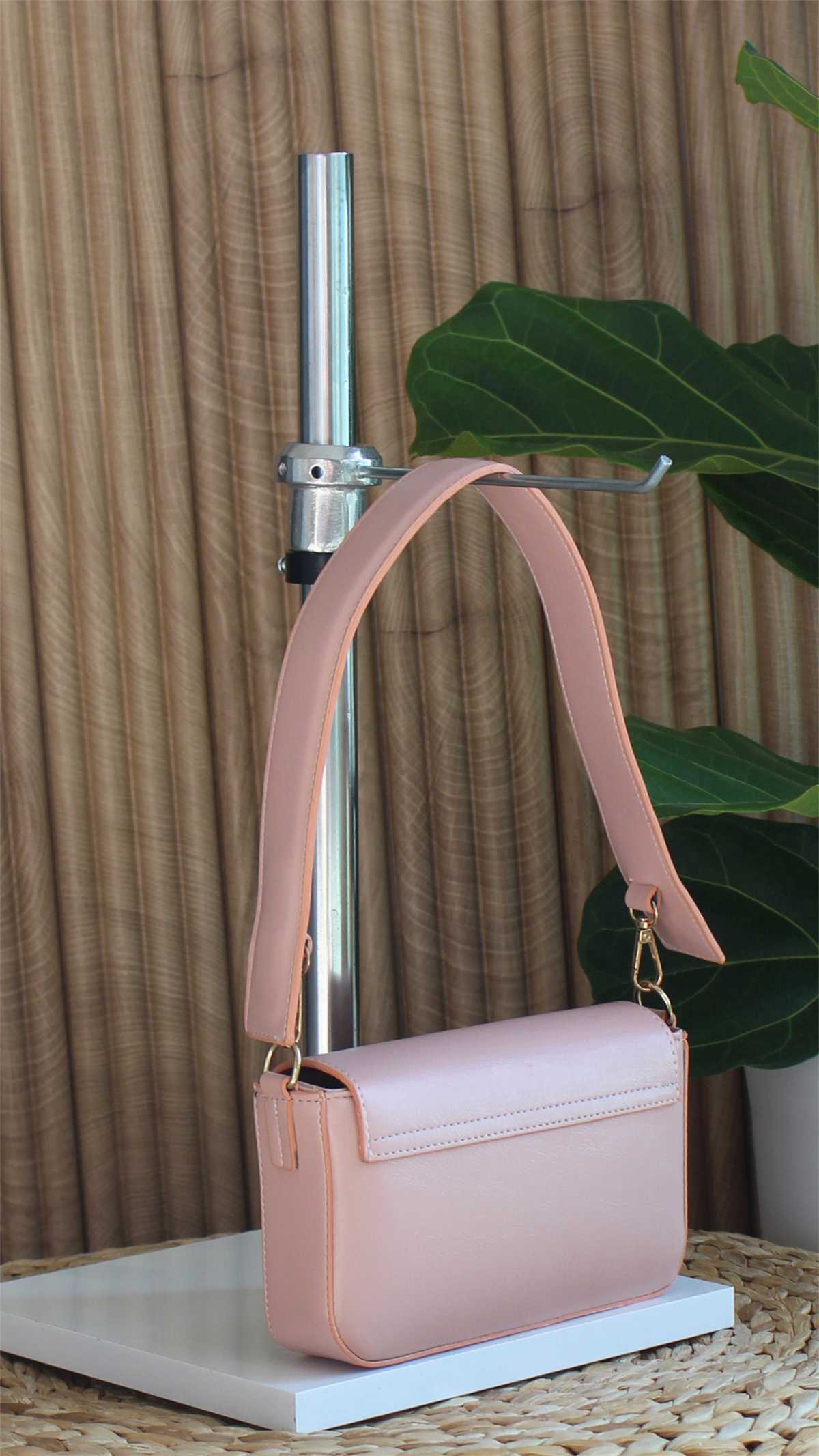 Arianna Pudra Kadın Omuz Ve Kol ÇantasıWomen BagWATCHOFROYALARIANNAArianna Pudra Kadın Omuz Ve Kol Çantası