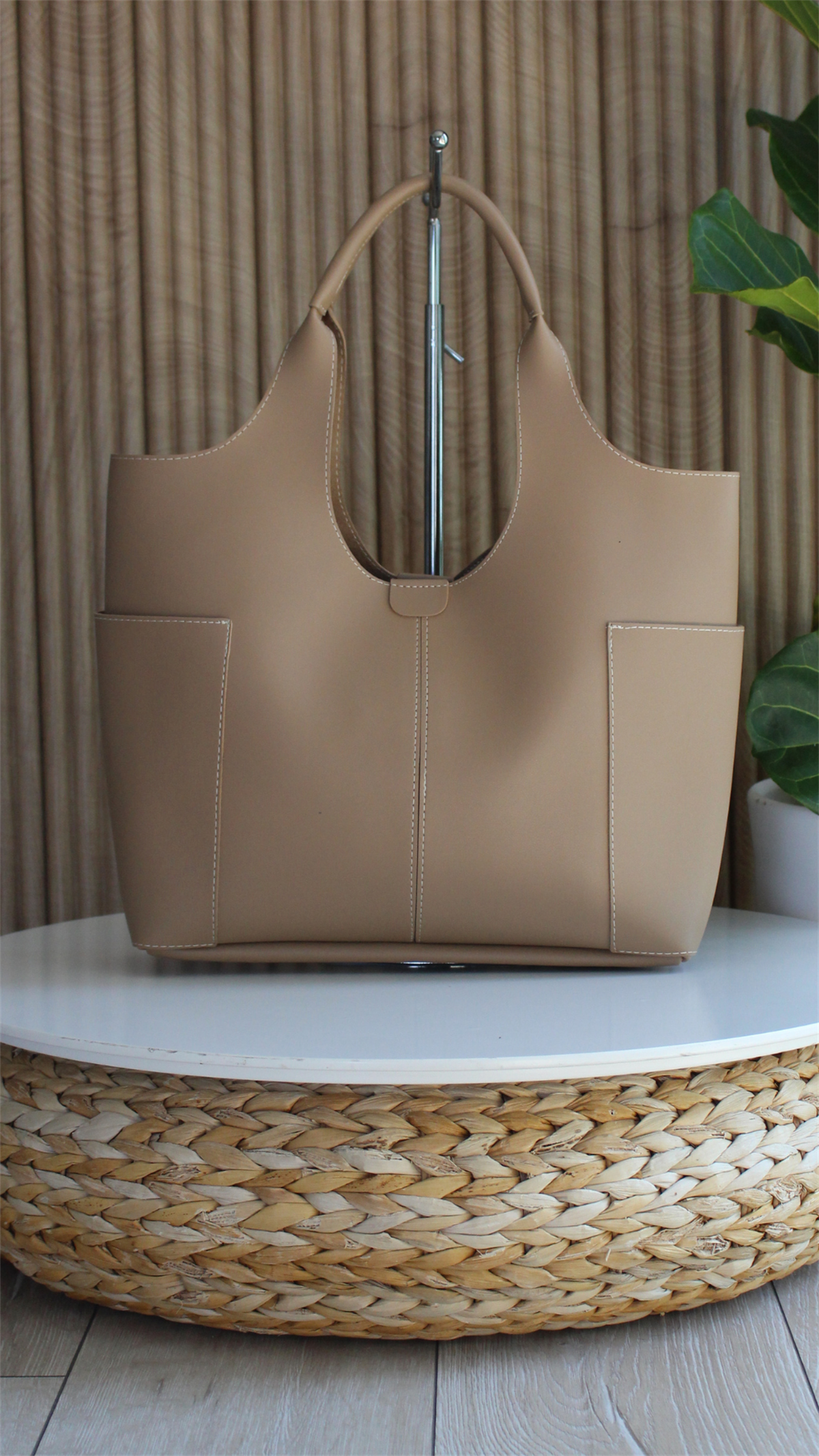 Kadın Vizon Cüzdanlı Ve Yavrulu Omuz Çantası CARLAKADIN ÇANTASIWATCHOFROYALCARLAKadın Vizon Cüzdanlı Ve Yavrulu Omuz Çantası CARLA