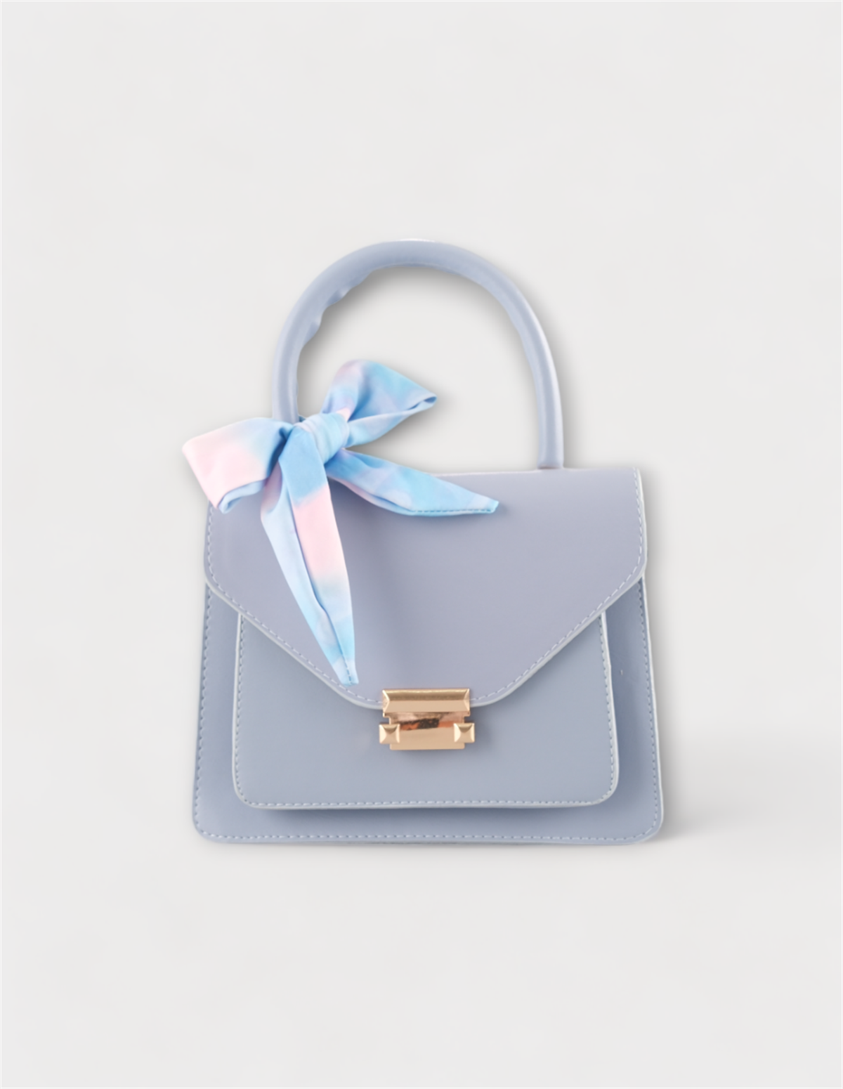 Fularlı Mavi Kadın Omuz Çantası GLORİAKADIN ÇANTASIWATCHOFROYALGLORİAFularlı Mavi Kadın Omuz Çantası GLORİA