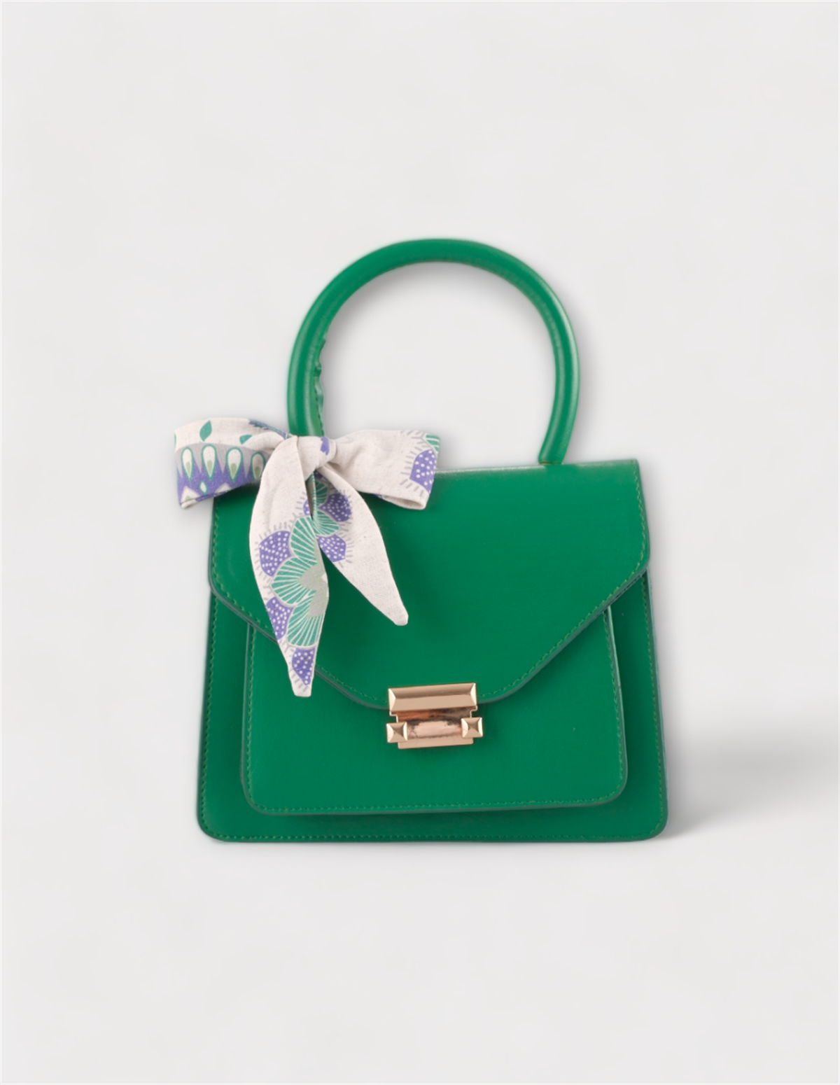 Fularlı Yeşil Kadın Omuz Çantası GLORİAKADIN ÇANTASIWATCHOFROYALGLORİAFularlı Yeşil Kadın Omuz Çantası GLORİA