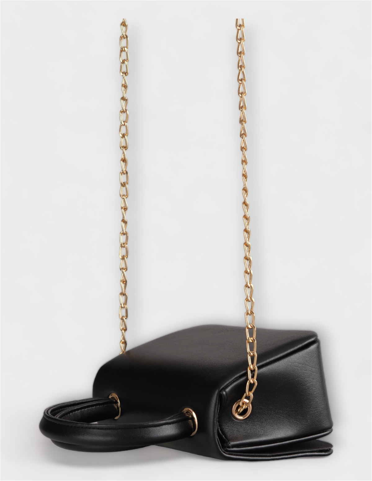 Mini Siyah Çapraz Askılı Ve El Çantası HelenKADIN ÇANTASIWATCHOFROYALHELENMini Siyah Çapraz Askılı Ve El Çantası Helen