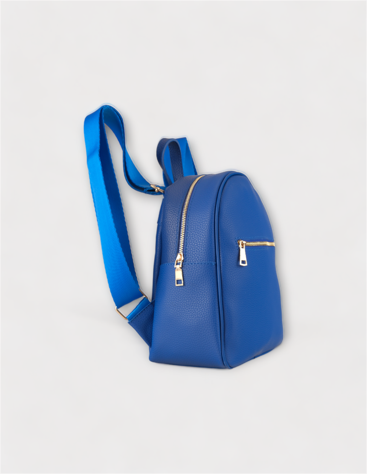 Kadın Sırt Çantası Mavi Deri Sırt Çantası MartinaKADIN ÇANTASIWATCHOFROYALMartinaKadın Sırt Çantası Mavi Deri Sırt Çantası Martina