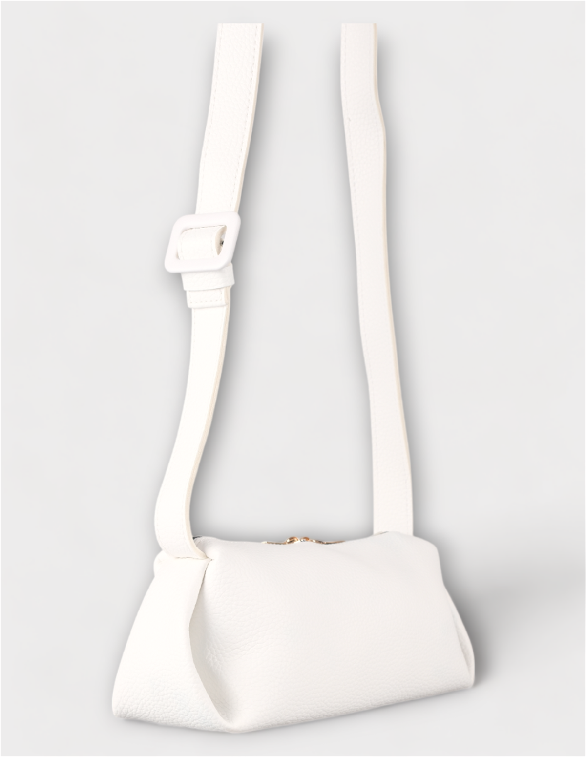 Kadın Çantası Beyaz Tek Askılı Tek Bölmeli  Deri Omuz Çantası ROSSKADIN ÇANTASIWATCHOFROYALROSSKadın Çantası Beyaz Tek Askılı Tek Bölmeli  Deri Omuz Çantası ROSS