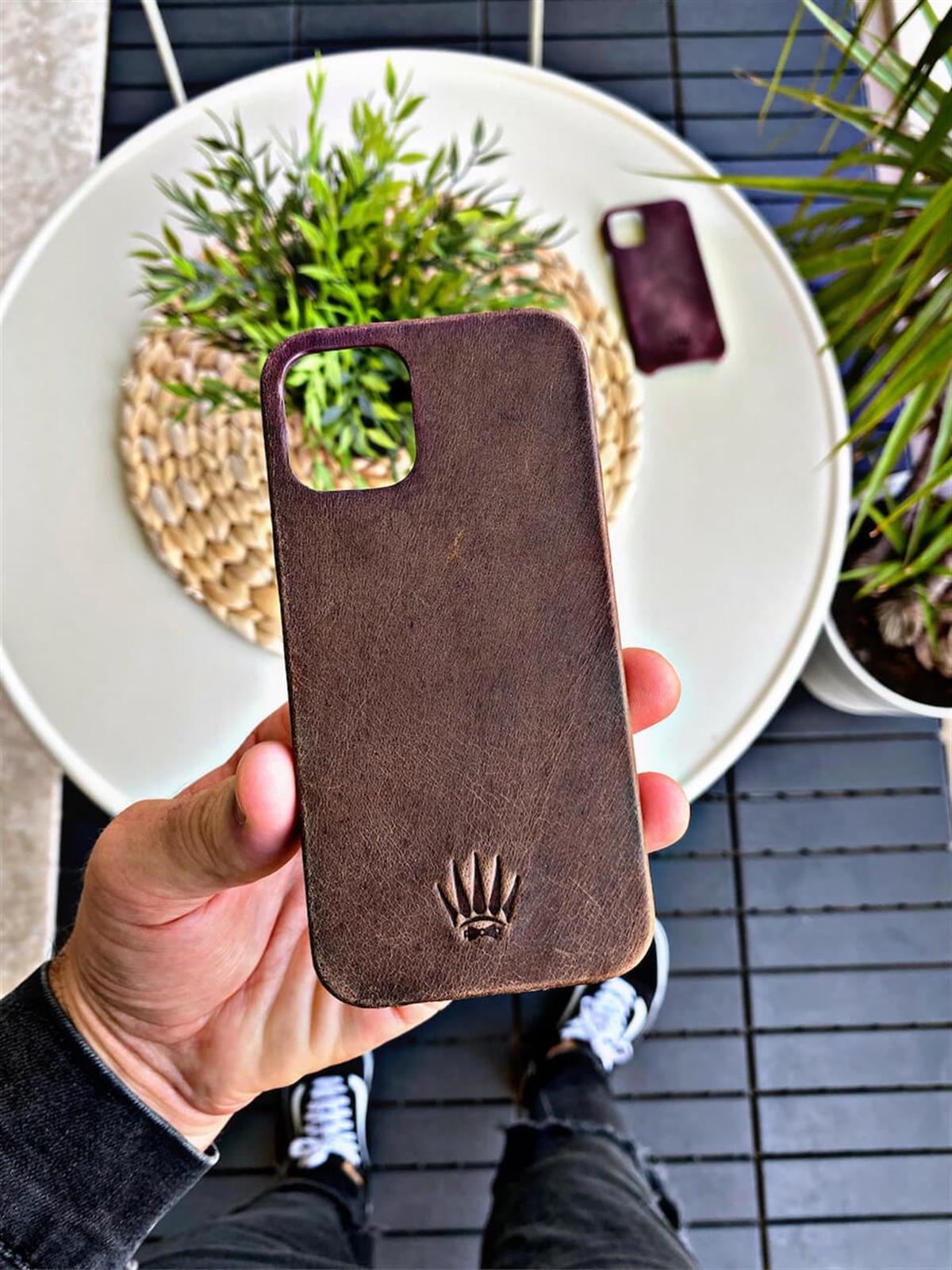 IPHONE 12 MINI BROWN TELEFON KILIFIKILIFTELEFON AKSESUARIIPH12MINIBROWNIPHONE 12 MINI BROWN TELEFON KILIFI