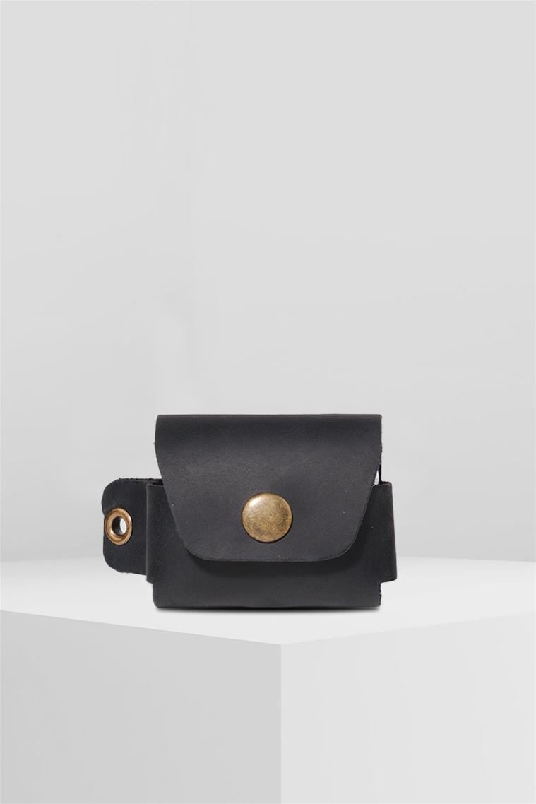 Apple Airpods Pro Hakiki Deri Kılıf+Anahtarlık Mat SiyahKılıfWATCHOFROYALAİRPODSKILIFANAHTARLIKApple Airpods Pro Hakiki Deri Kılıf+Anahtarlık Mat Siyah