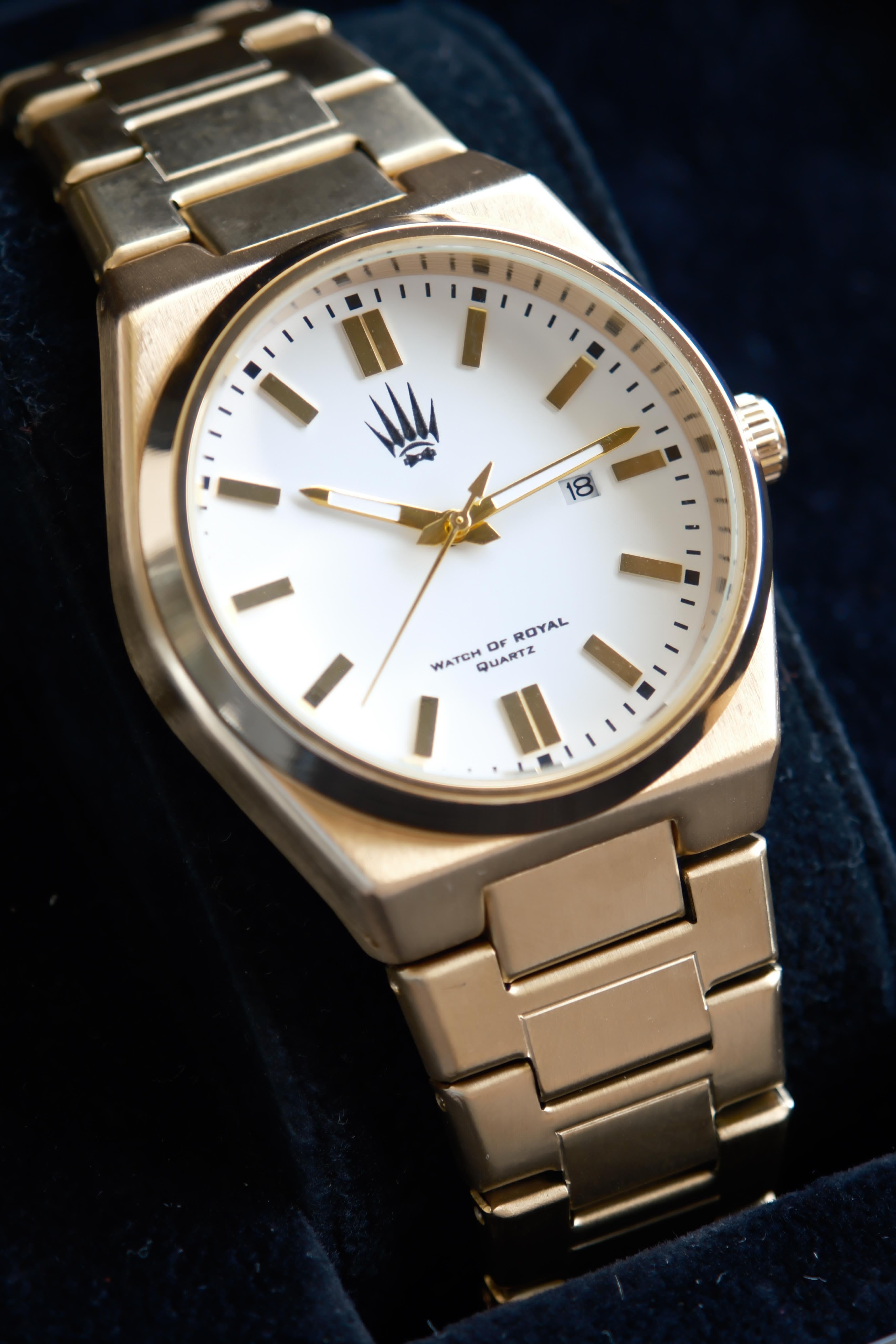 Blaze Bold Gold Beyaz Kol SaatiWatchesWATCHOFROYALblaze boldBlaze Bold Gold Beyaz Kol Saati