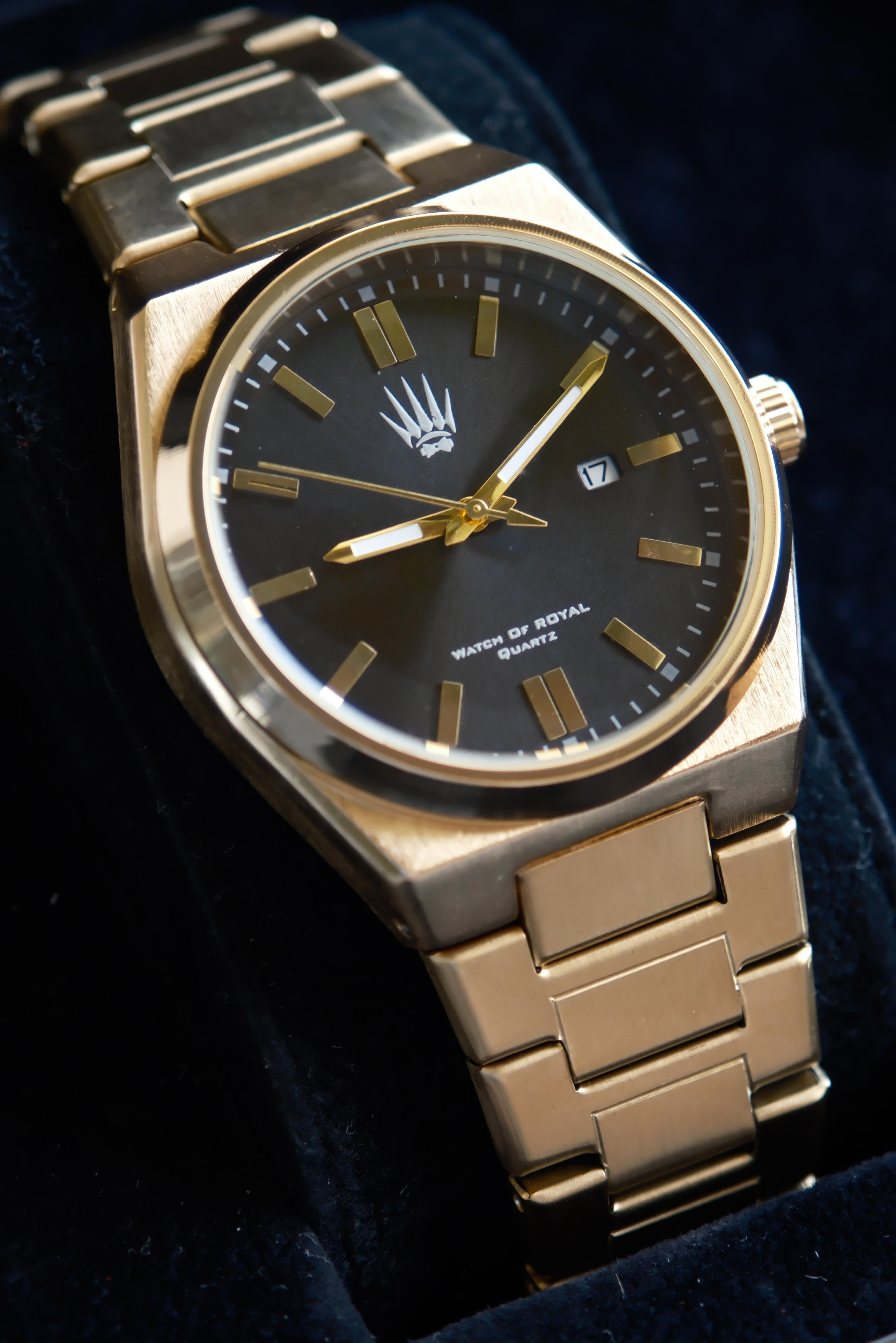 Blaze Bold Gold Siyah Kol SaatiWatchesWATCHOFROYALblaze boldBlaze Bold Gold Siyah Kol Saati