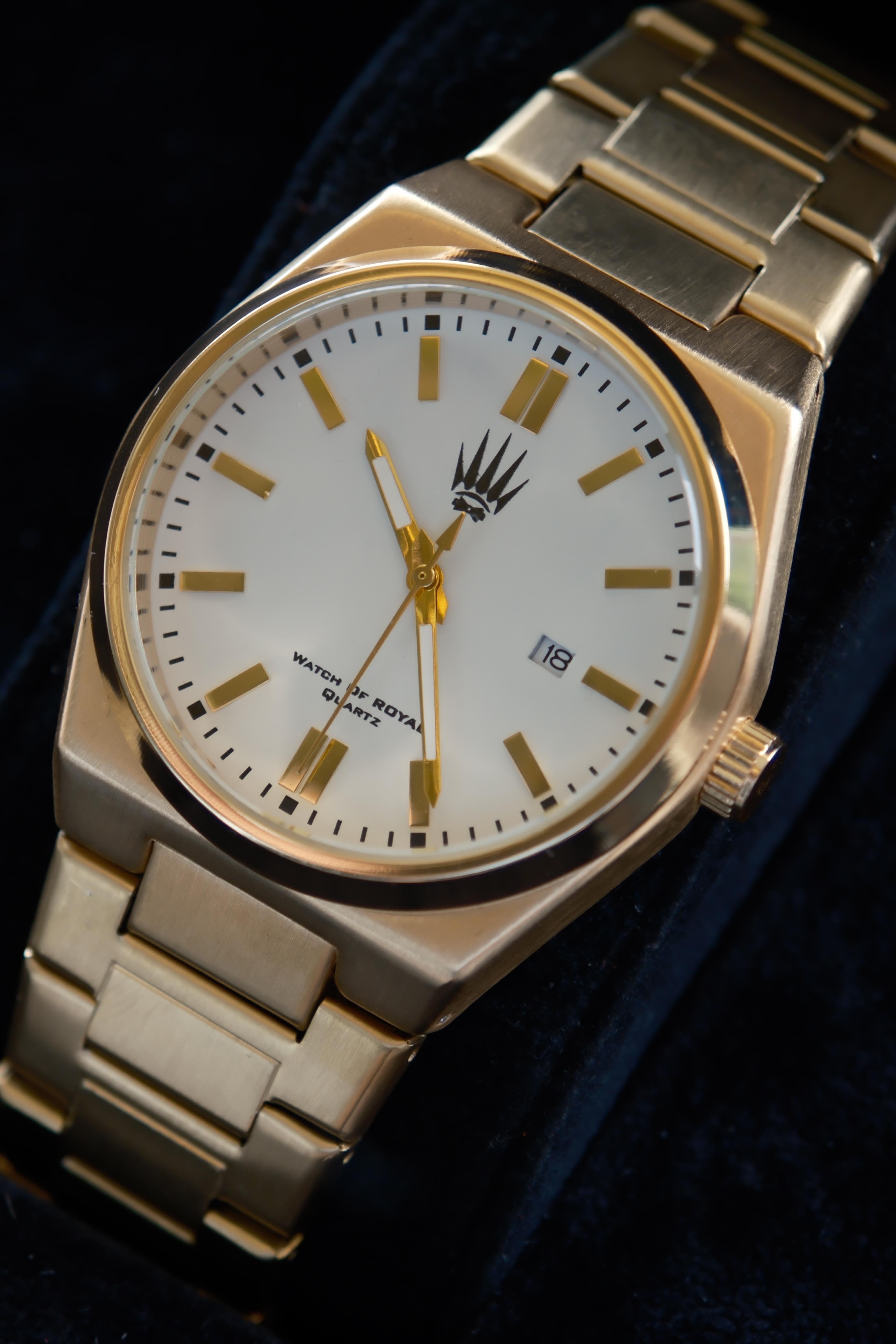 Blaze Bold Gold Beyaz Kol SaatiWatchesWATCHOFROYALblaze boldBlaze Bold Gold Beyaz Kol Saati