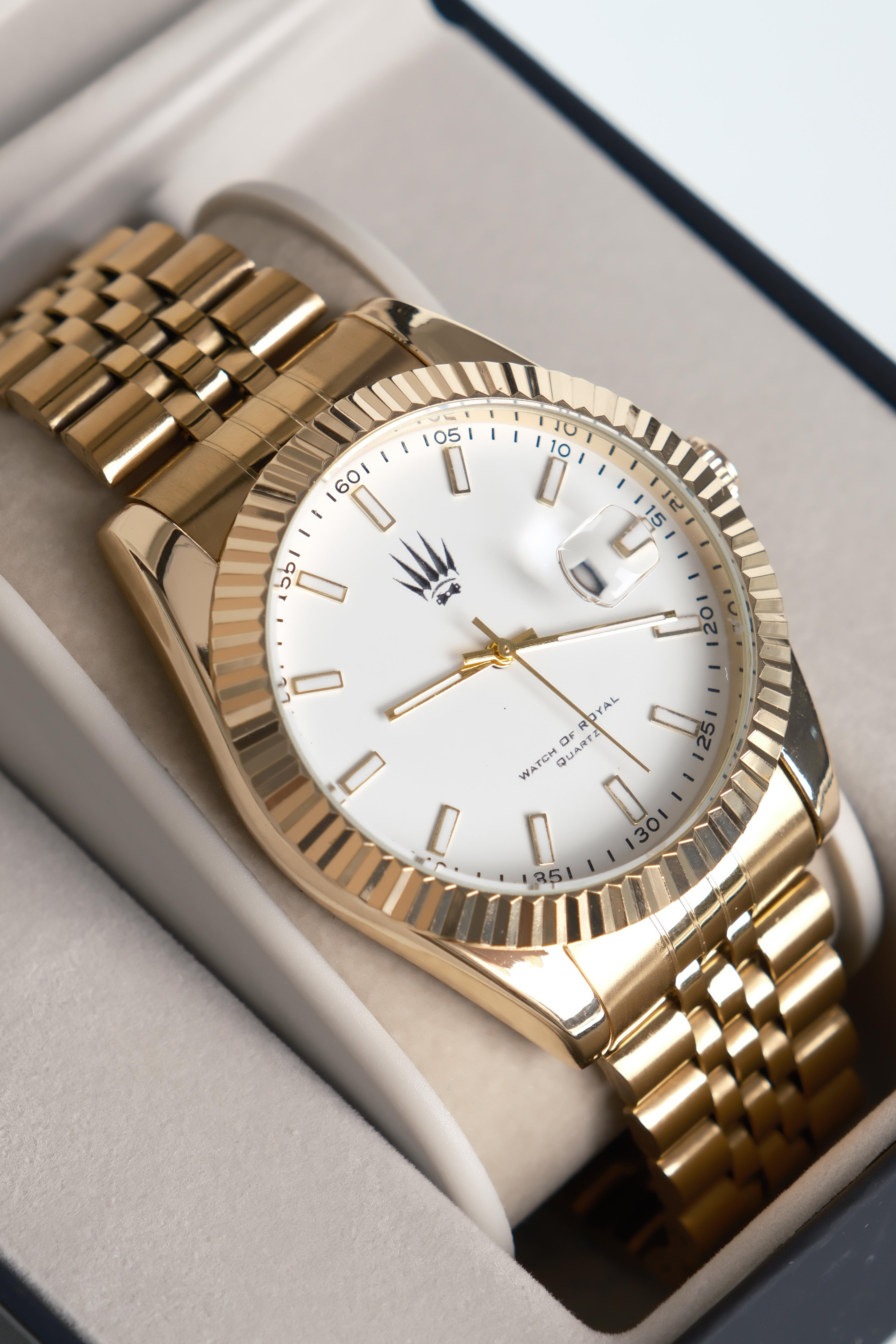 Crest Line Gold White Kol SaatiKol SaatiWATCHOFROYALCrest LineCrest Line Gold White Kol Saati