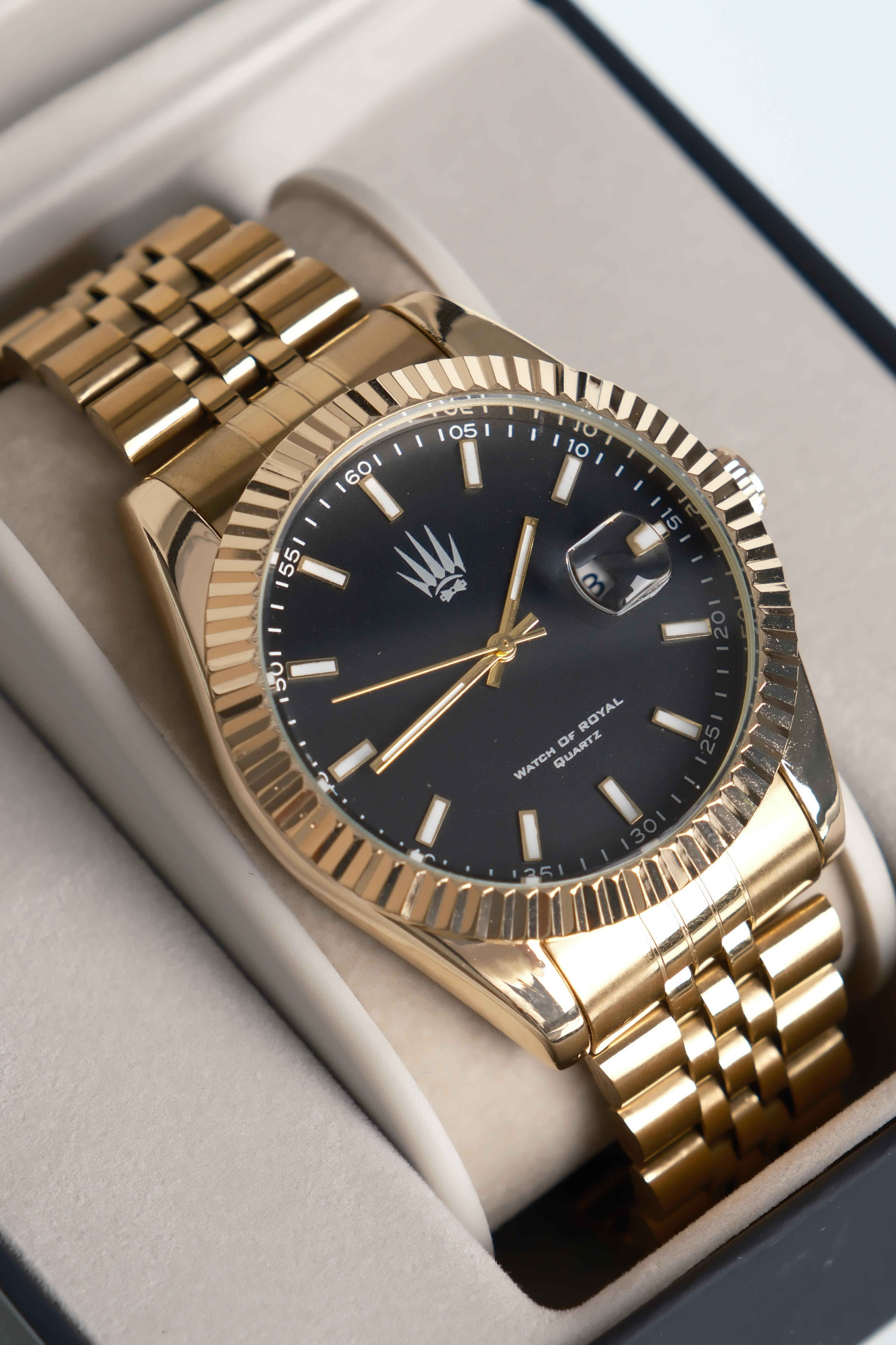 Crest Line Gold Black Kol SaatiKol SaatiWATCHOFROYALCrest LineCrest Line Gold Black Kol Saati