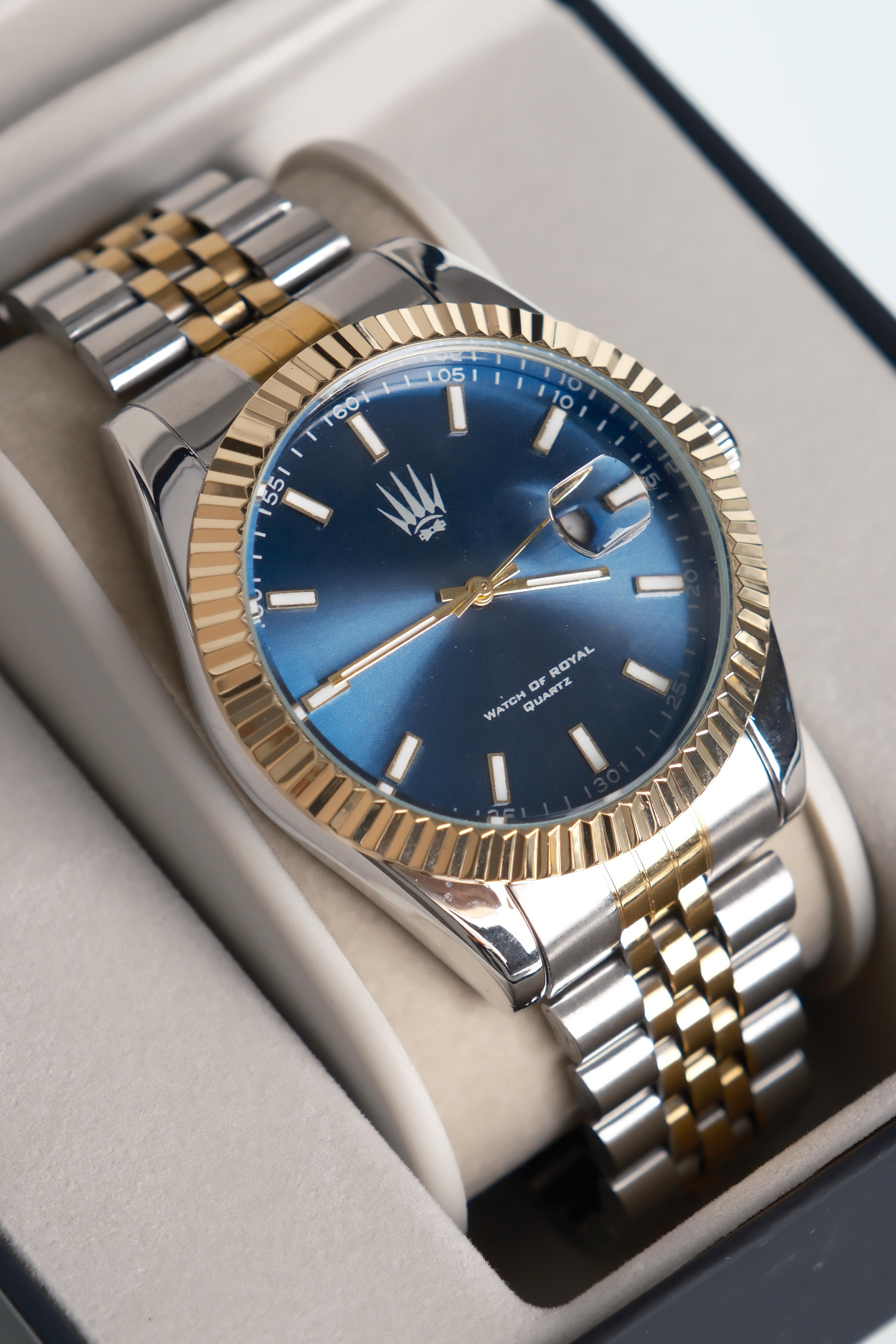 Crest Line Silver Gold Blue Kol SaatiKol SaatiWATCHOFROYALCrest LineCrest Line Silver Gold Blue Kol Saati