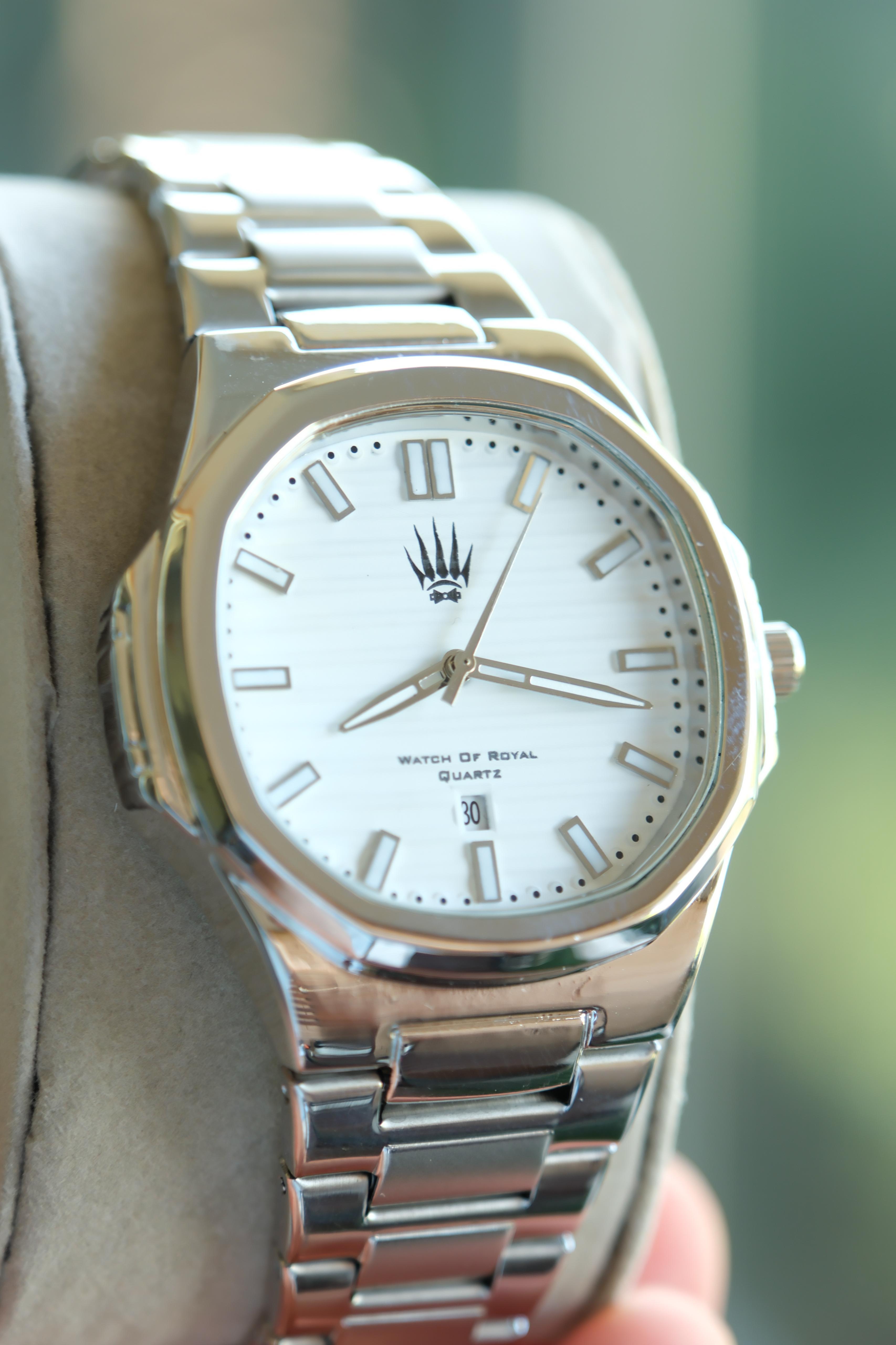 isimsiz Silver Beyaz Kol SaatiWatchesWATCHOFROYALisimsizisimsiz Silver Beyaz Kol Saati