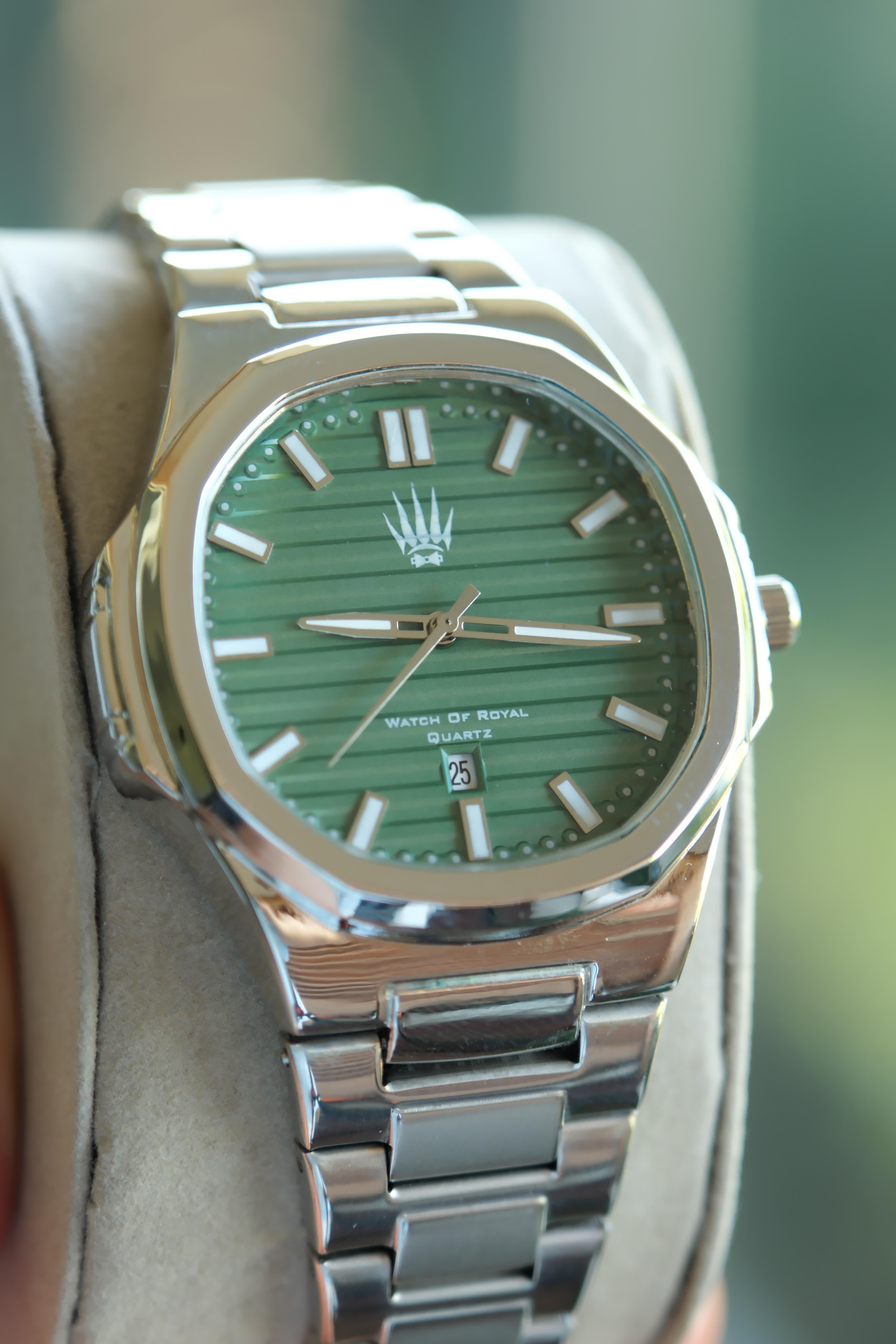 isimsiz Silver Yeşil Kol SaatiWatchesWATCHOFROYALisimsizisimsiz Silver Yeşil Kol Saati