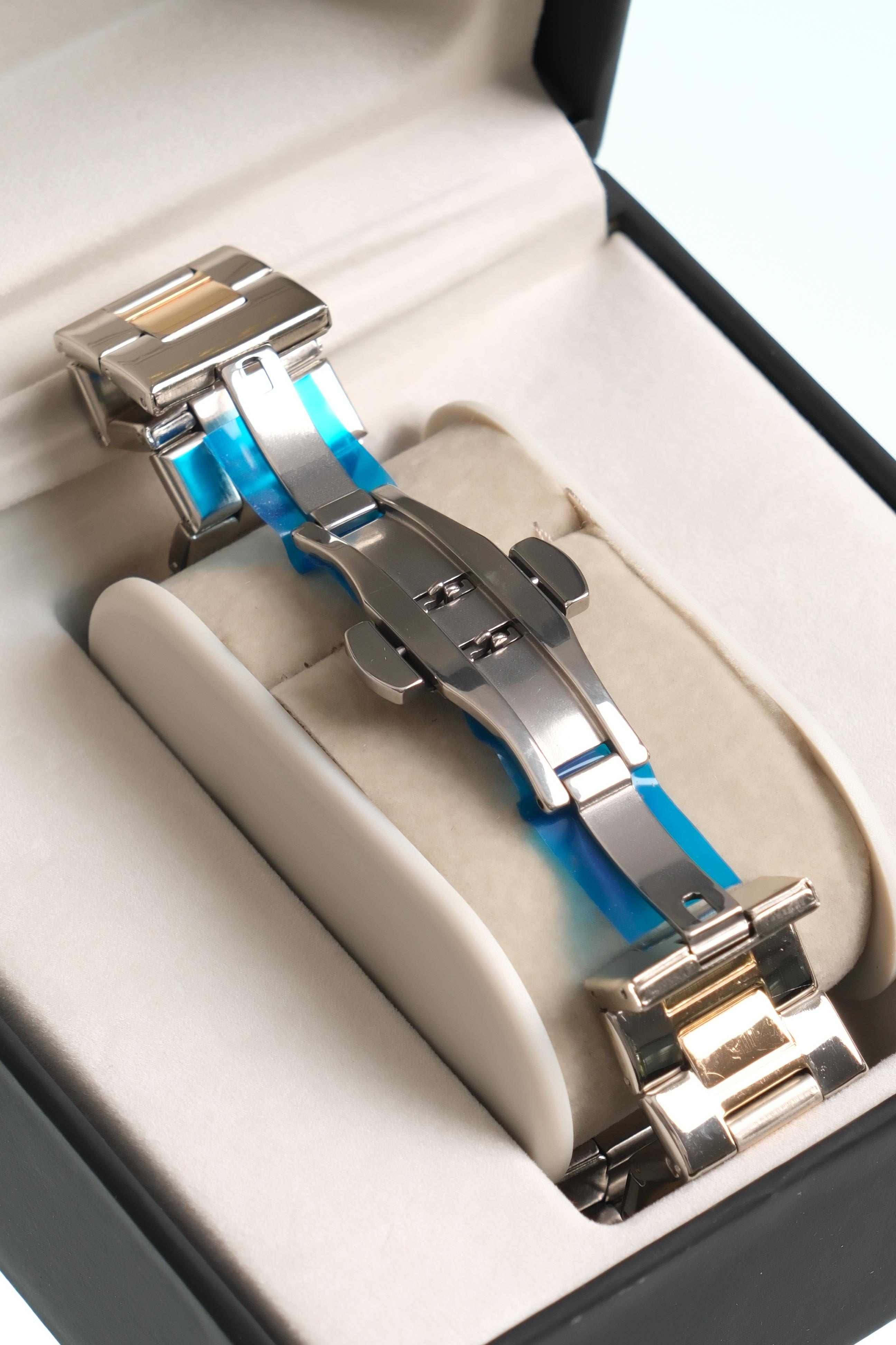 Kratos Silver Gold Green Çelik Kol SaatiKol SaatiWATCHOFROYALKratosKratos Silver Gold Green Çelik Kol Saati