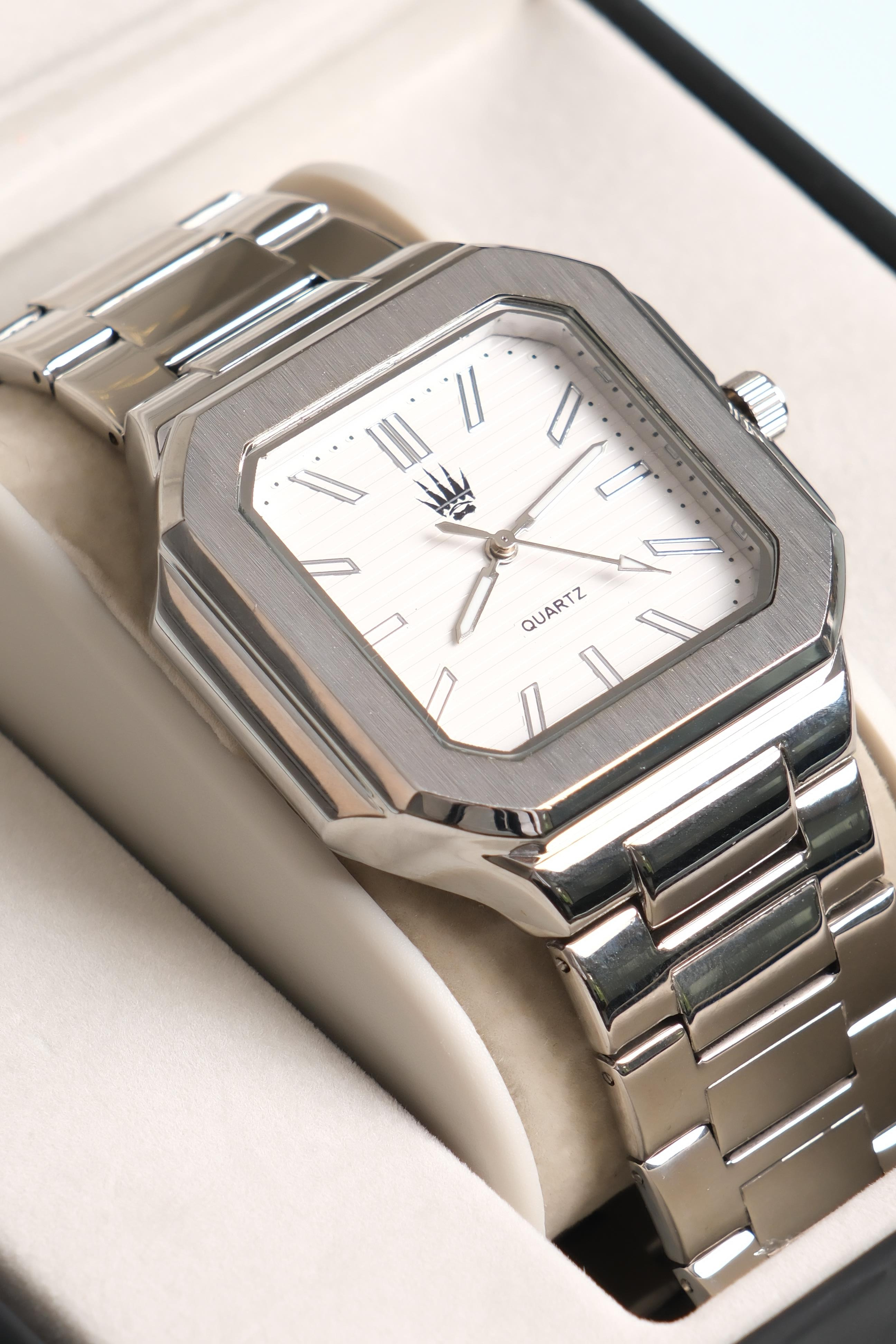 Kratos Silver White Çelik Kol SaatiKol SaatiWATCHOFROYALKratosKratos Silver White Çelik Kol Saati