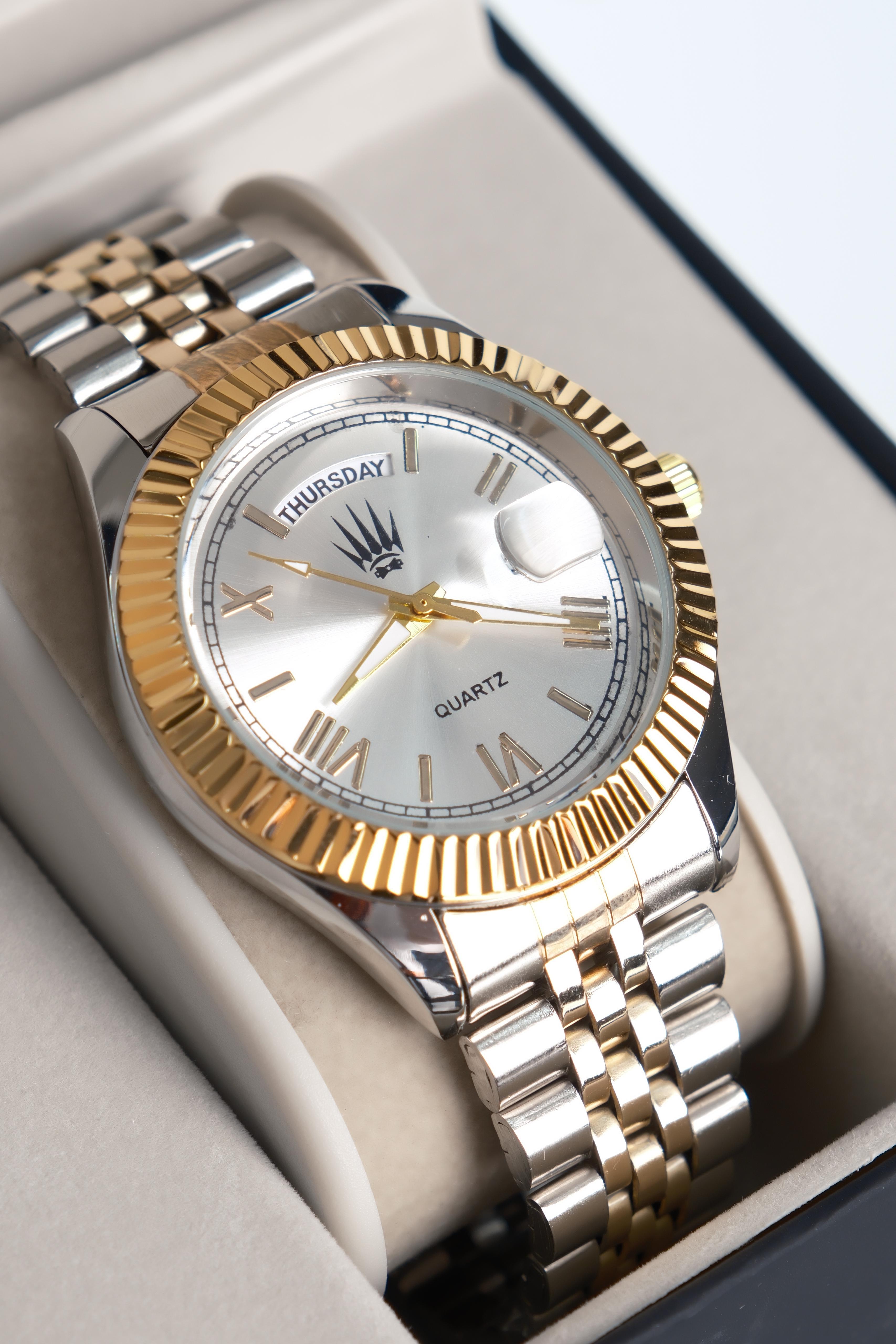 Lumen Romanum Silver Gold Metalik Kol SaatiKol SaatiWATCHOFROYALLumen RomanumLumen Romanum Silver Gold Metalik Kol Saati