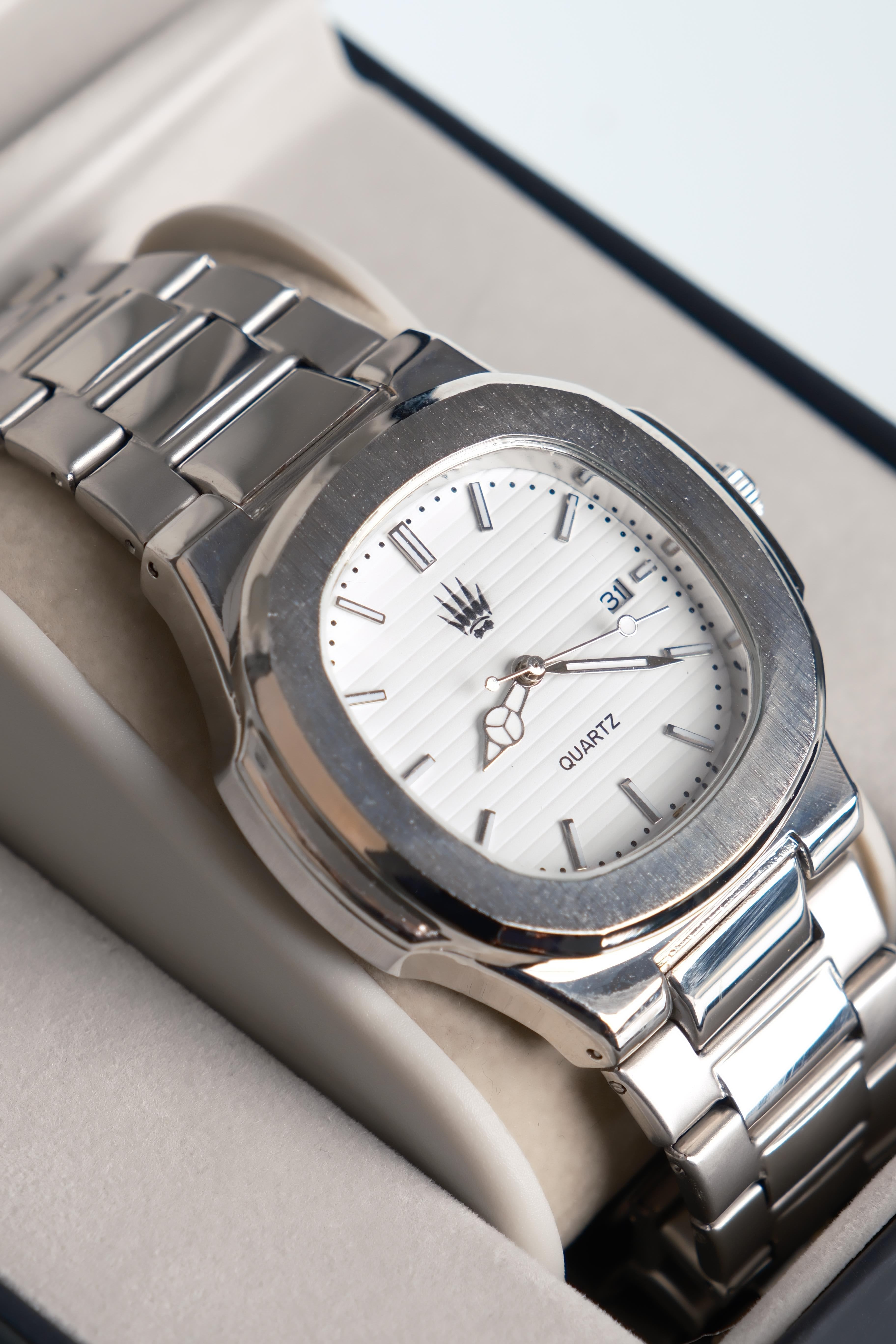 Nautilus Silver White Kol SaatiWatchesWATCHOFROYALNautilusNautilus Silver White Kol Saati