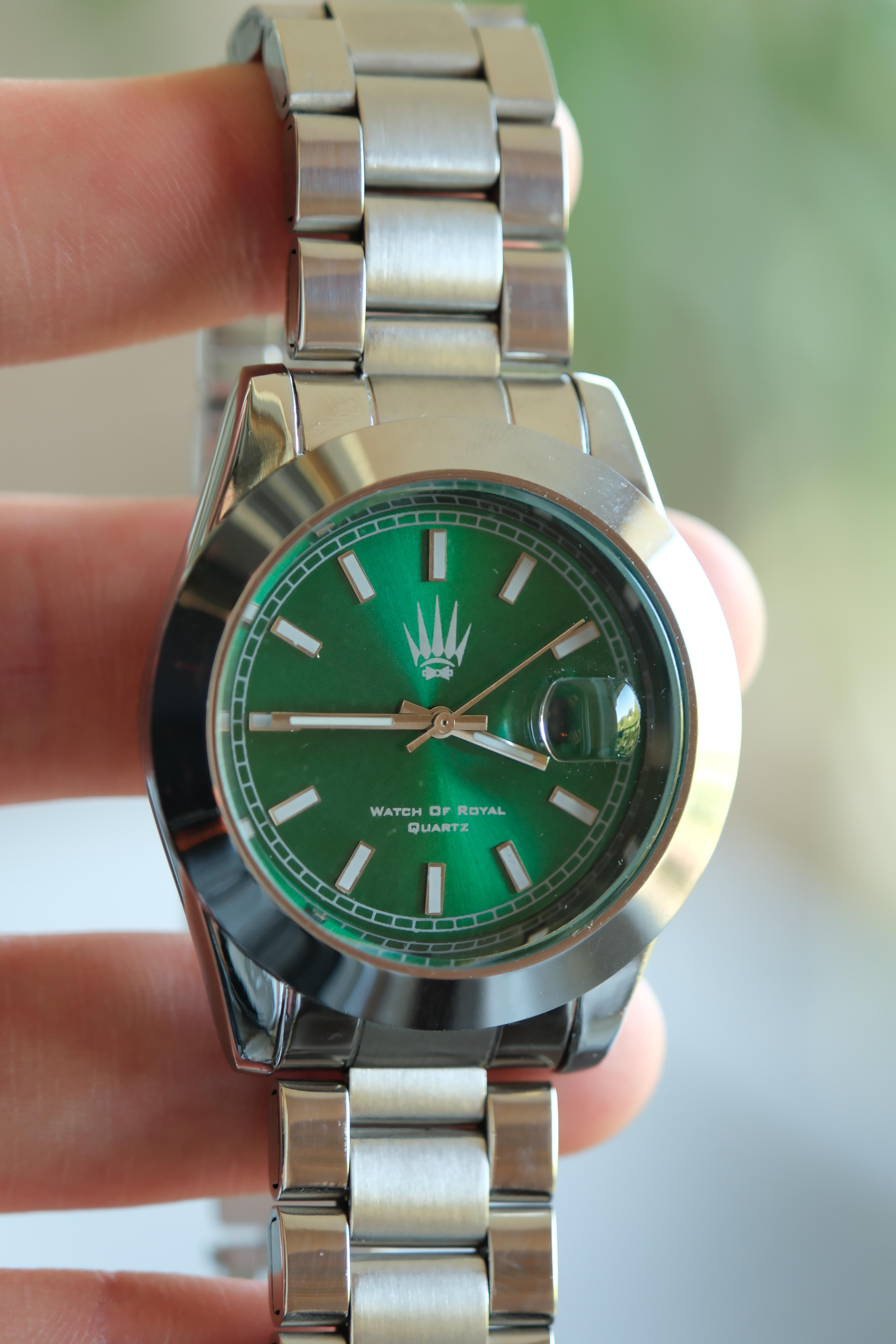 İsimsiz Silver Yeşil Siyah Kol SaatiWatchesWATCHOFROYALnobledateİsimsiz Silver Yeşil Siyah Kol Saati