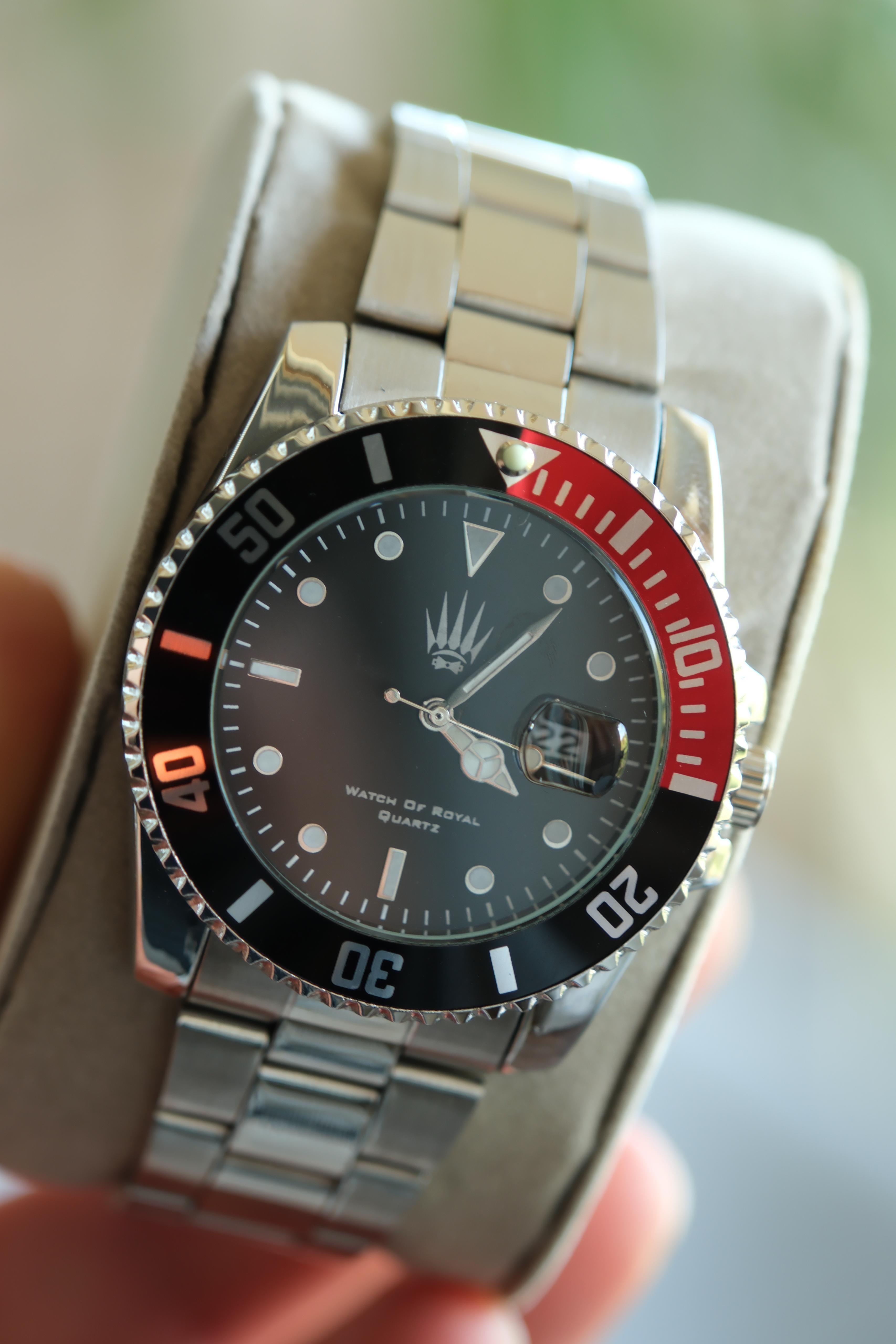 Titan Kırmızı Detay Siyah Kol SaatiWatchesWATCHOFROYALTitanTitan Kırmızı Detay Siyah Kol Saati