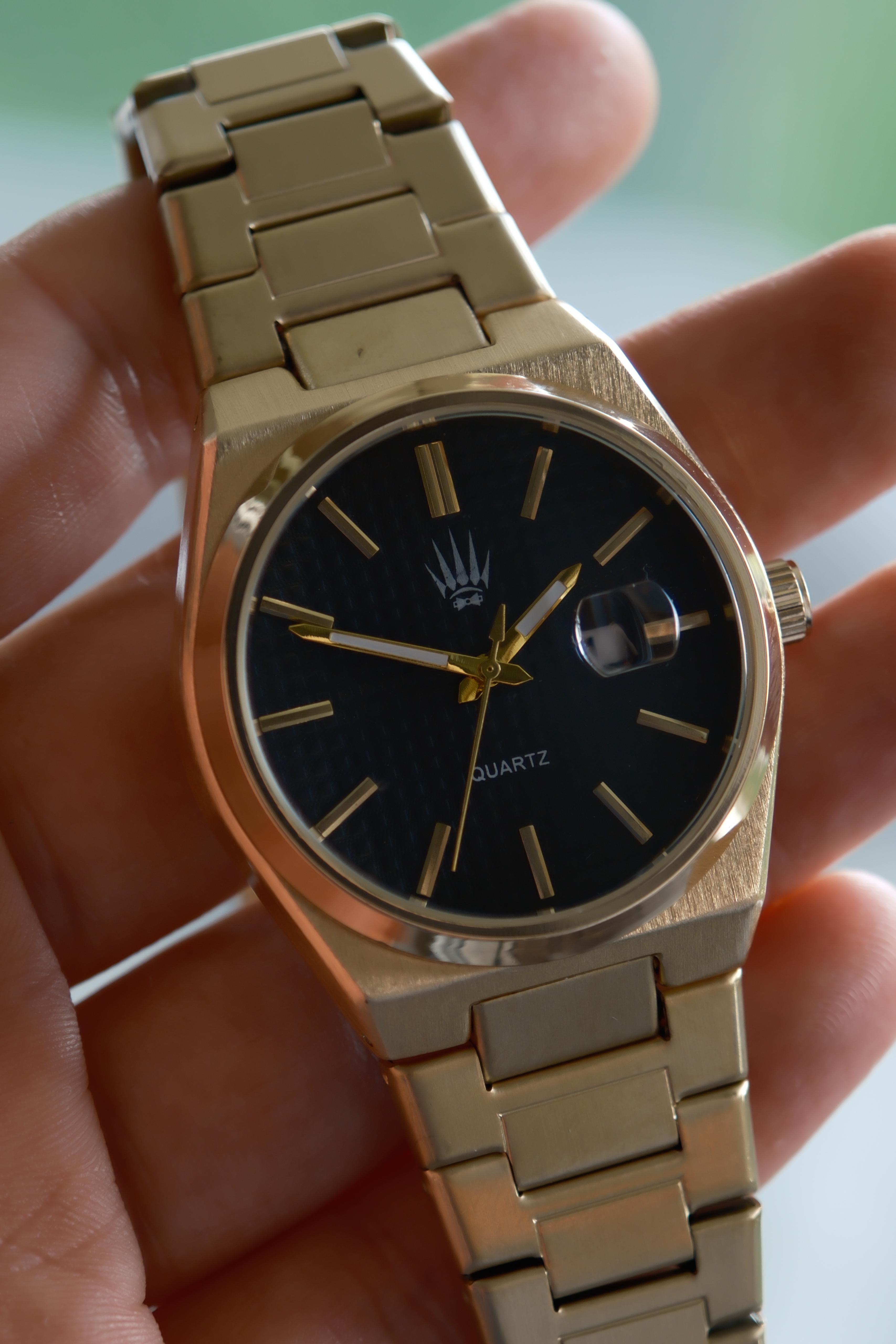 Vortex Gold Black Çelik Kol SaatiWatchesWATCHOFROYALVORTEXVortex Gold Black Çelik Kol Saati