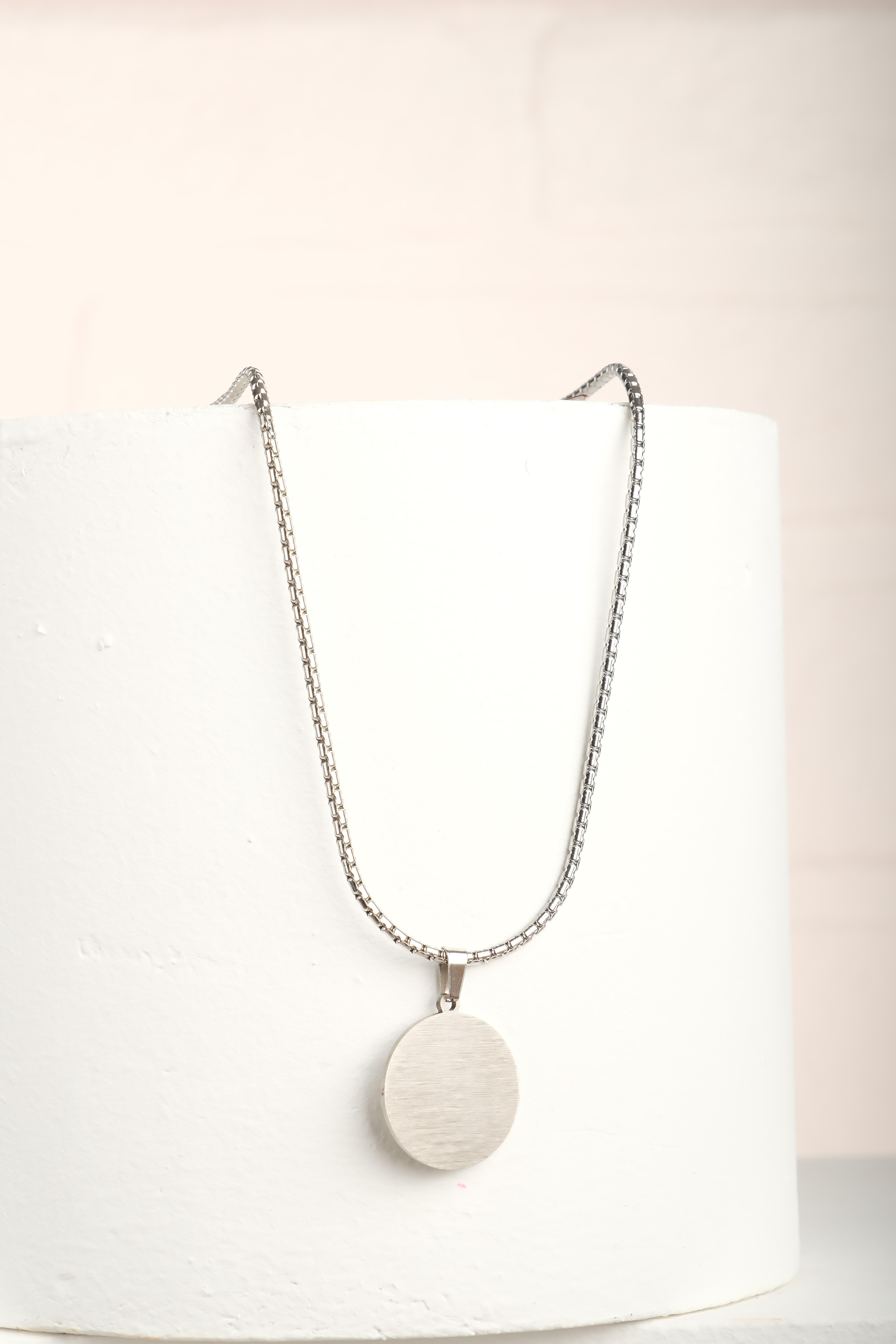 ESTASİ SİLVER ZİNCİR ÇELİK KOLYEKolyeWATCHOFROYALESTASİESTASİ SİLVER ZİNCİR ÇELİK KOLYE