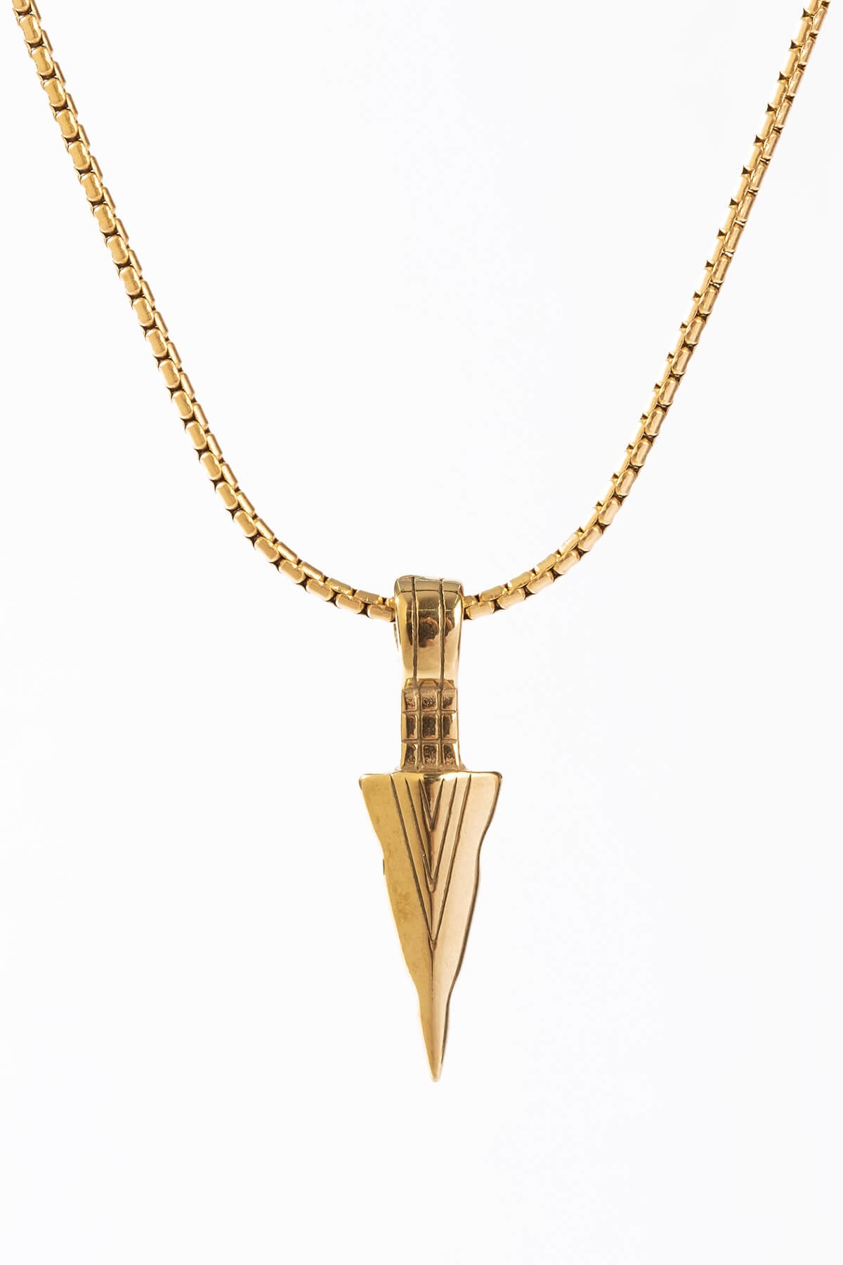 GEOMETRIC TRIANGLE GOLD TİTANYUM KOLYENECKLACEWATCHOFROYALGEOTRIANGLEGLDGEOMETRIC TRIANGLE GOLD TİTANYUM KOLYE
