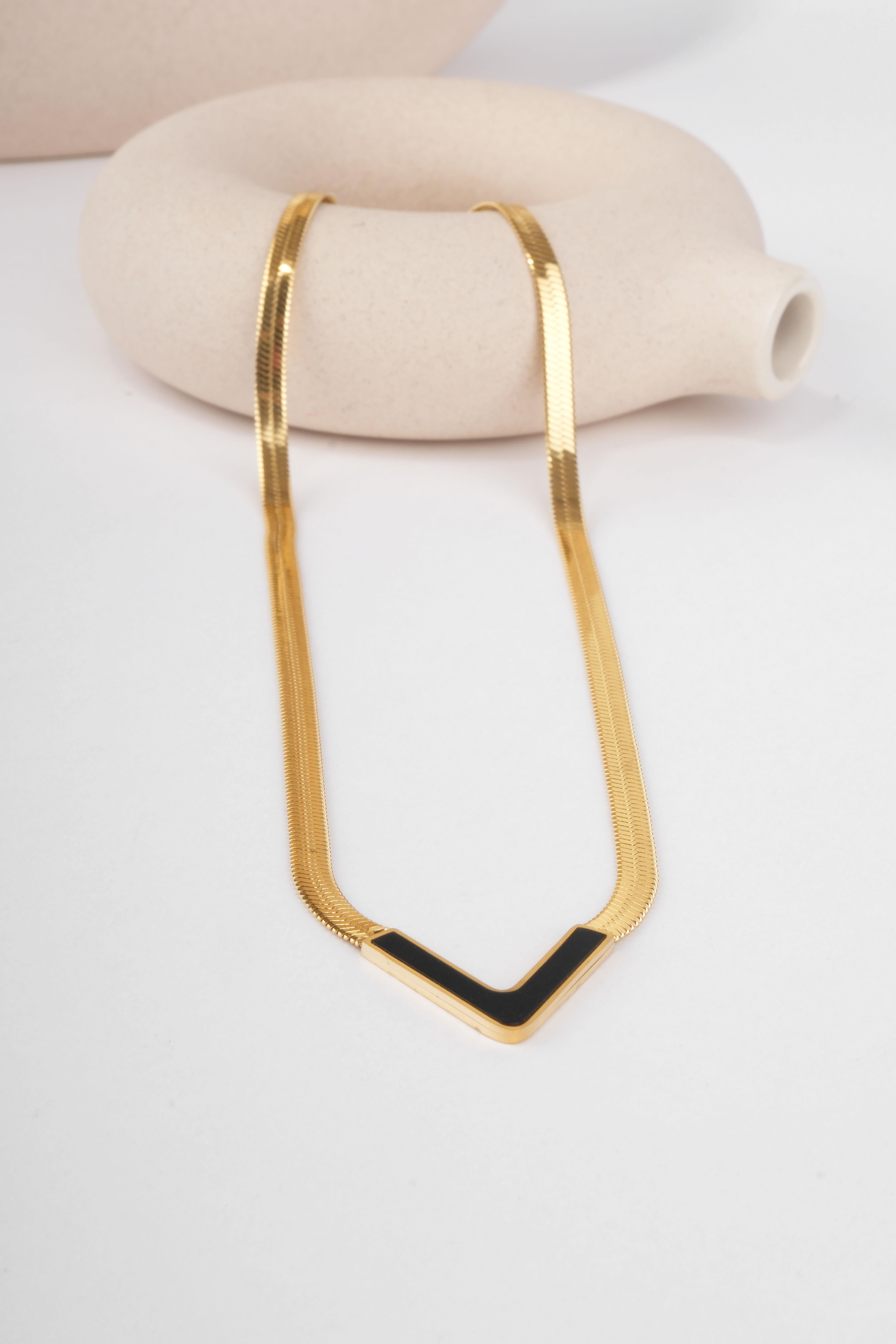 GIOVANNI GOLD ÇELİK KOLYE KOLYEWATCHOFROYALGIOVANNIGIOVANNI GOLD ÇELİK KOLYE 
