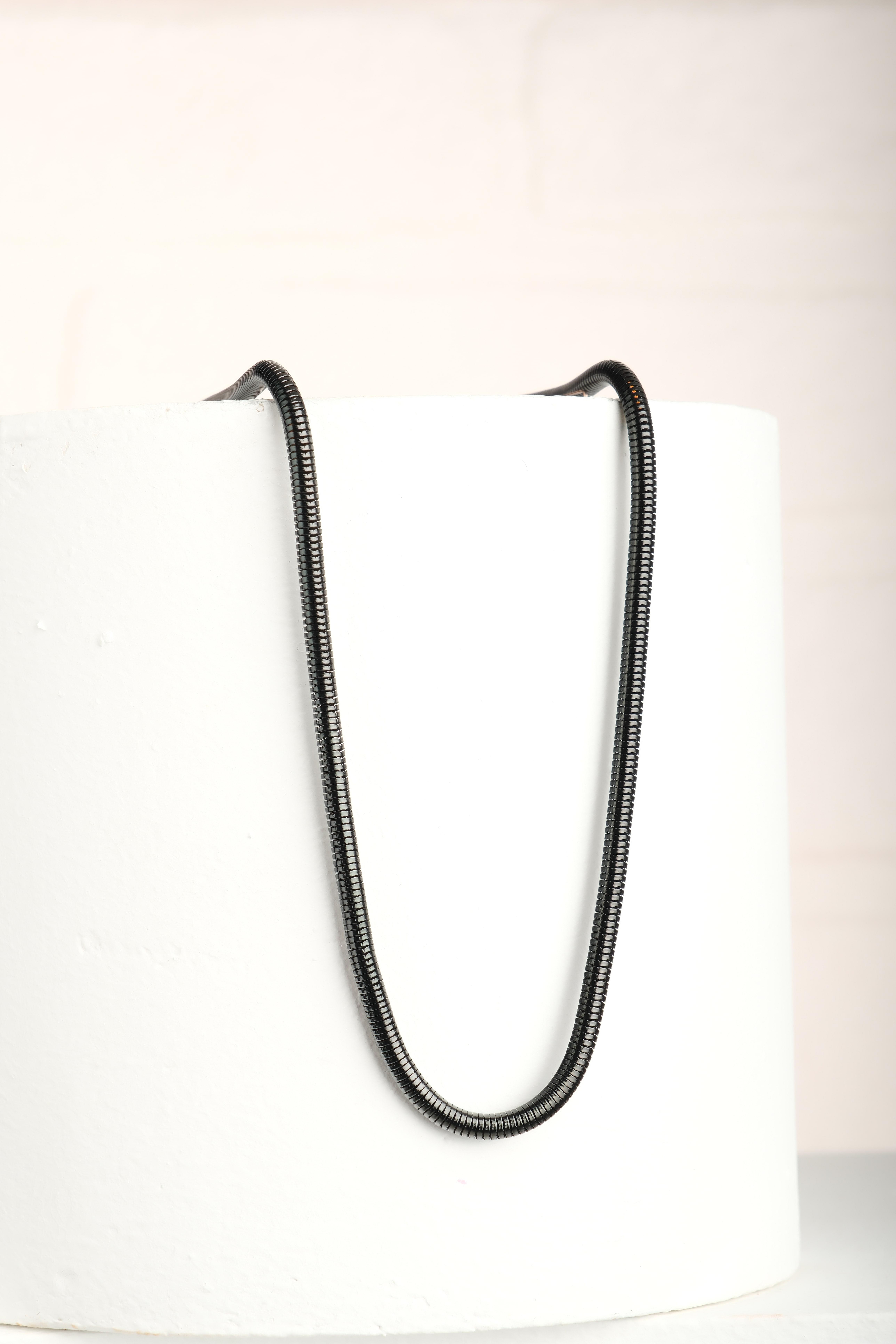 LUCIO SİYAH  ZİNCİR ÇELİK KOLYENecklaceWATCHOFROYALLUCIOLUCIO SİYAH  ZİNCİR ÇELİK KOLYE