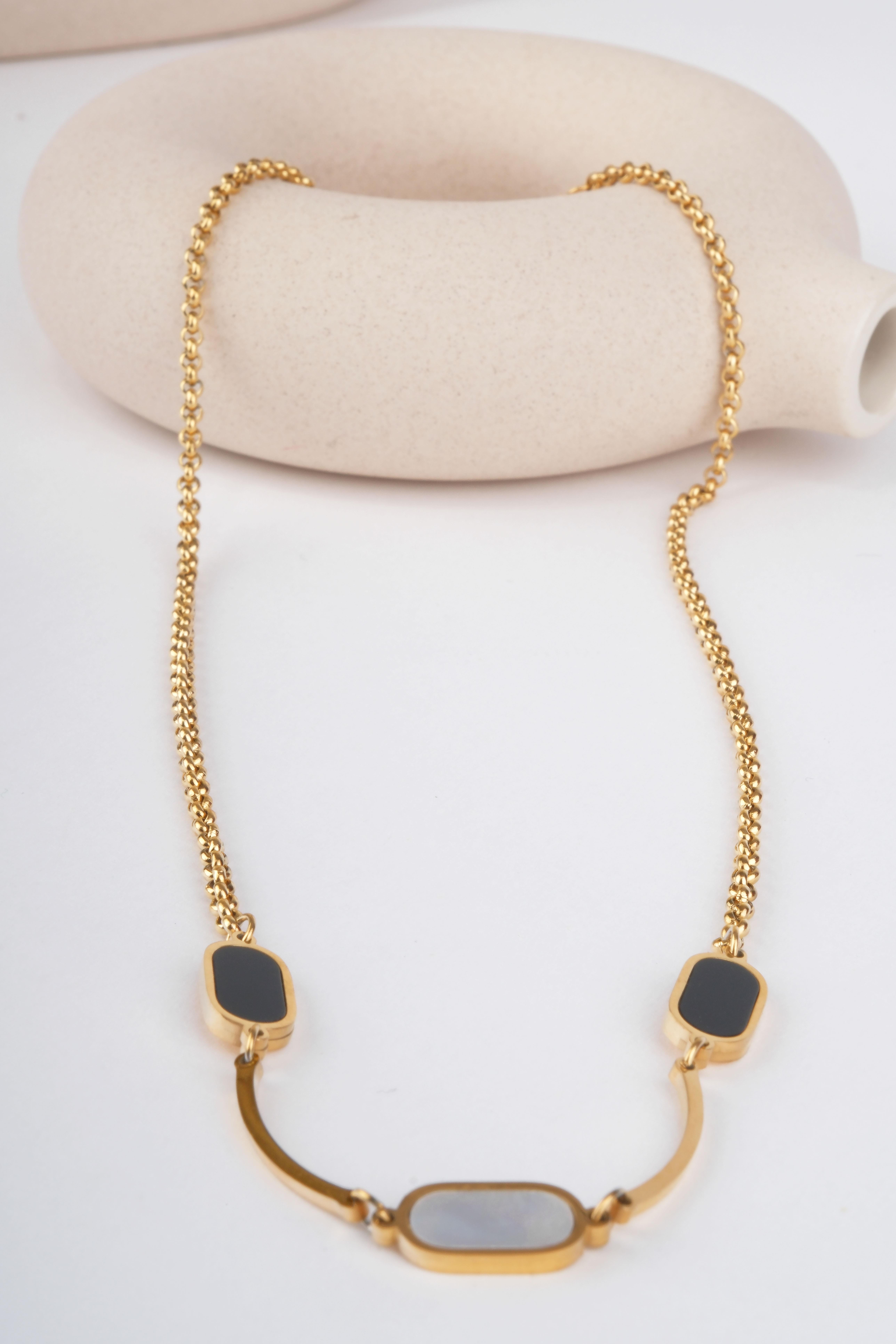 STELLA  GOLD   ÇELİK KOLYE NECKLACEWATCHOFROYALSTELLASTELLA  GOLD   ÇELİK KOLYE 