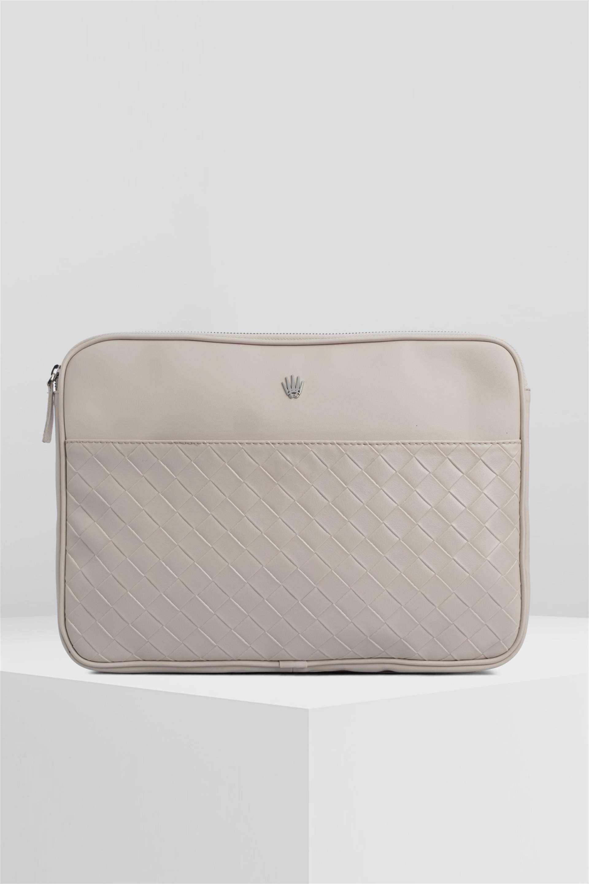 COLORATO BEJ CLUTCH HANDBAGLAPTOP BAGWATCHOFROYALCLRTBEJCOLORATO BEJ CLUTCH HANDBAG