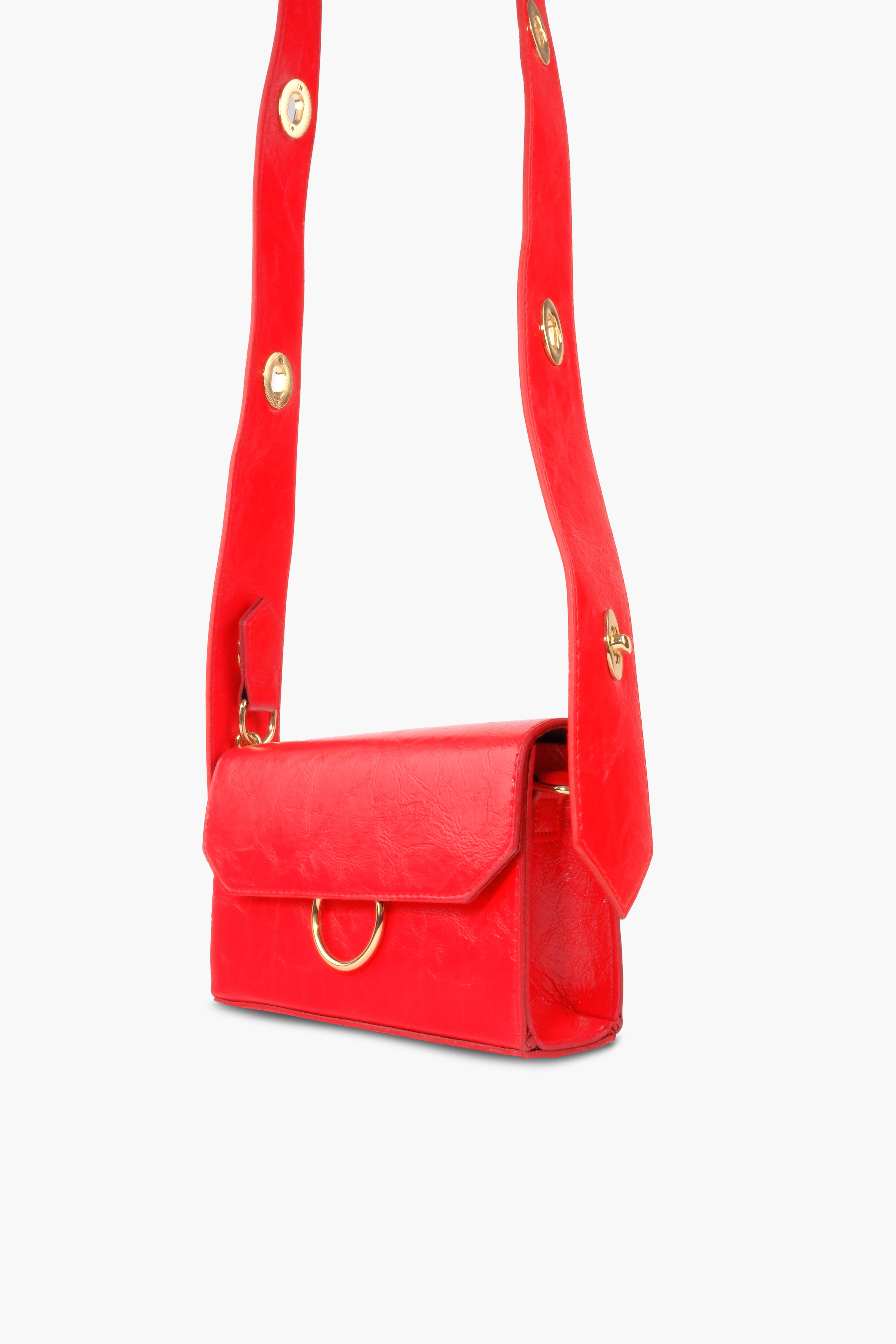 Kadın Desenli Kırmızı Deri Ayarlanabilir Omuz Ve El Çantası DinaOmuz ÇantasıWATCHOFROYALDİNAKadın Desenli Kırmızı Deri Ayarlanabilir Omuz Ve El Çantası Dina