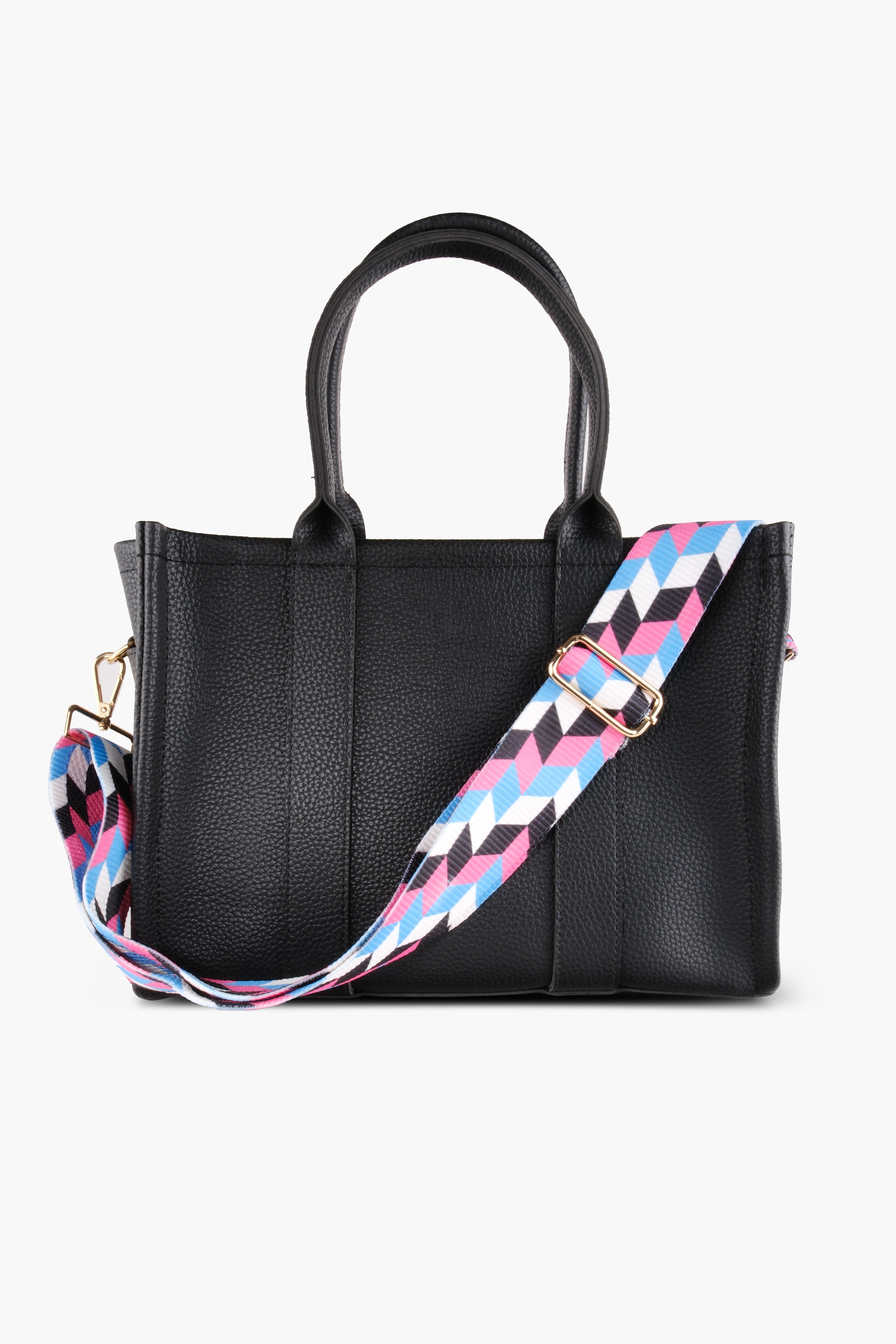 Kadın Siyah Kolon Askılı Deri Ve Omuz Çantası JULİAOmuz ÇantasıWATCHOFROYALJULİAKadın Siyah Kolon Askılı Deri Ve Omuz Çantası JULİA