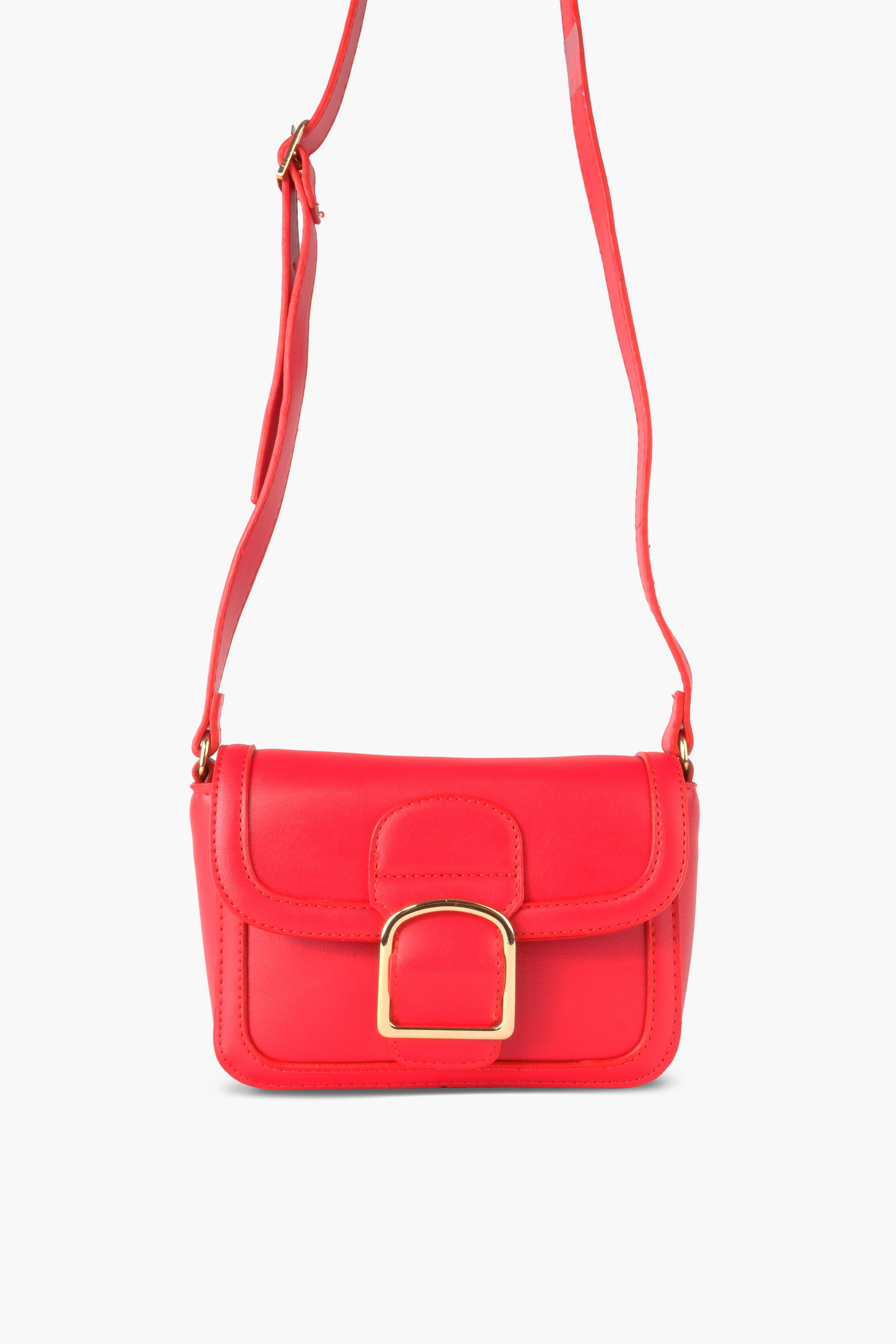 Kadın Çantası Kırmızı Gold Tokalı Çapraz Askılı Çanta laideOmuz ÇantasıWATCHOFROYALLAIDEKadın Çantası Kırmızı Gold Tokalı Çapraz Askılı Çanta laide