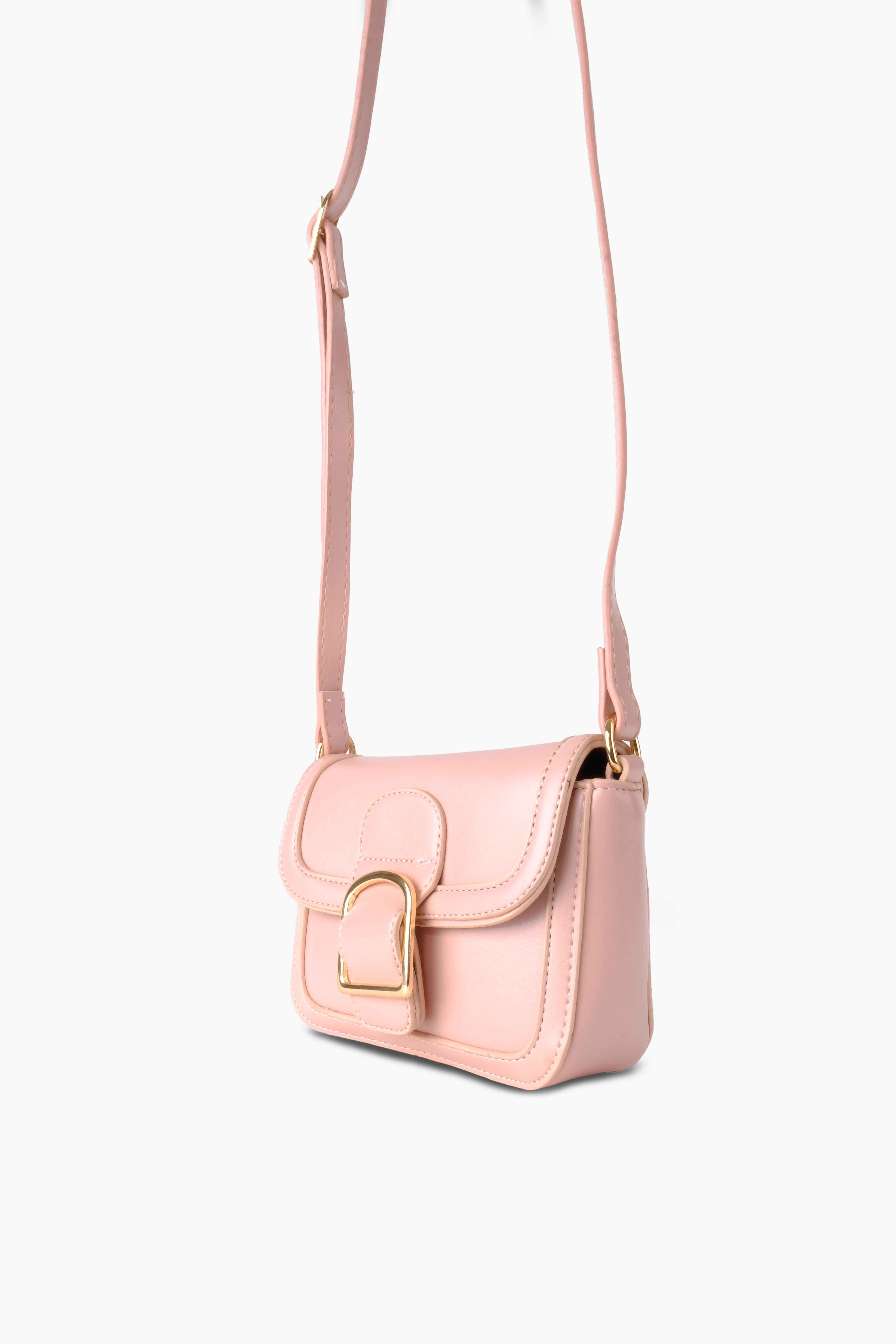 Kadın Çantası Pudra Pembe Gold Tokalı Çapraz Askılı Çanta laideOmuz ÇantasıWATCHOFROYALLAIDEKadın Çantası Pudra Pembe Gold Tokalı Çapraz Askılı Çanta laide