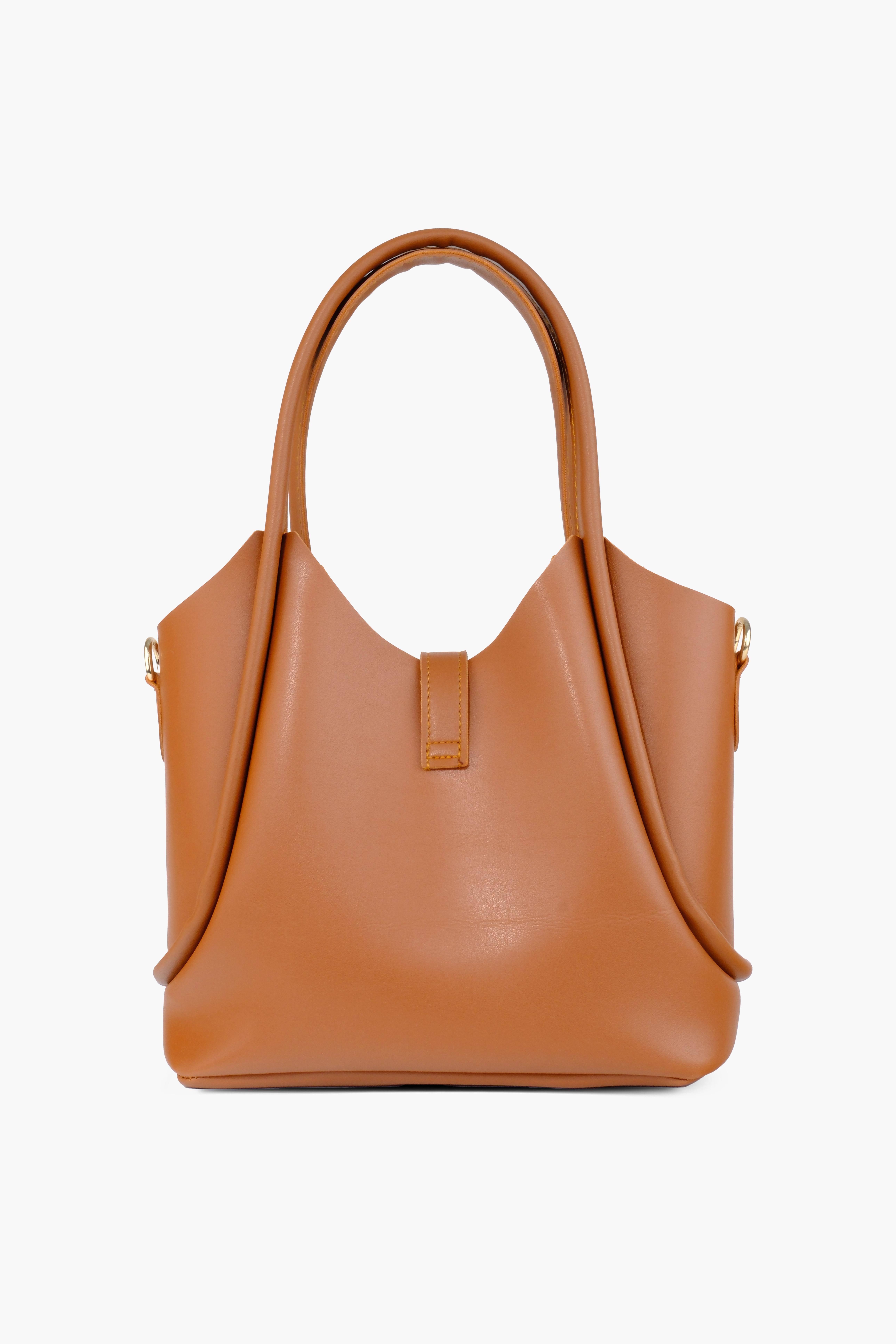 Düz Taba Yavrulu Deri Omuz Çantası SARAOmuz ÇantasıWATCHOFROYALSARADüz Taba Yavrulu Deri Omuz Çantası SARA