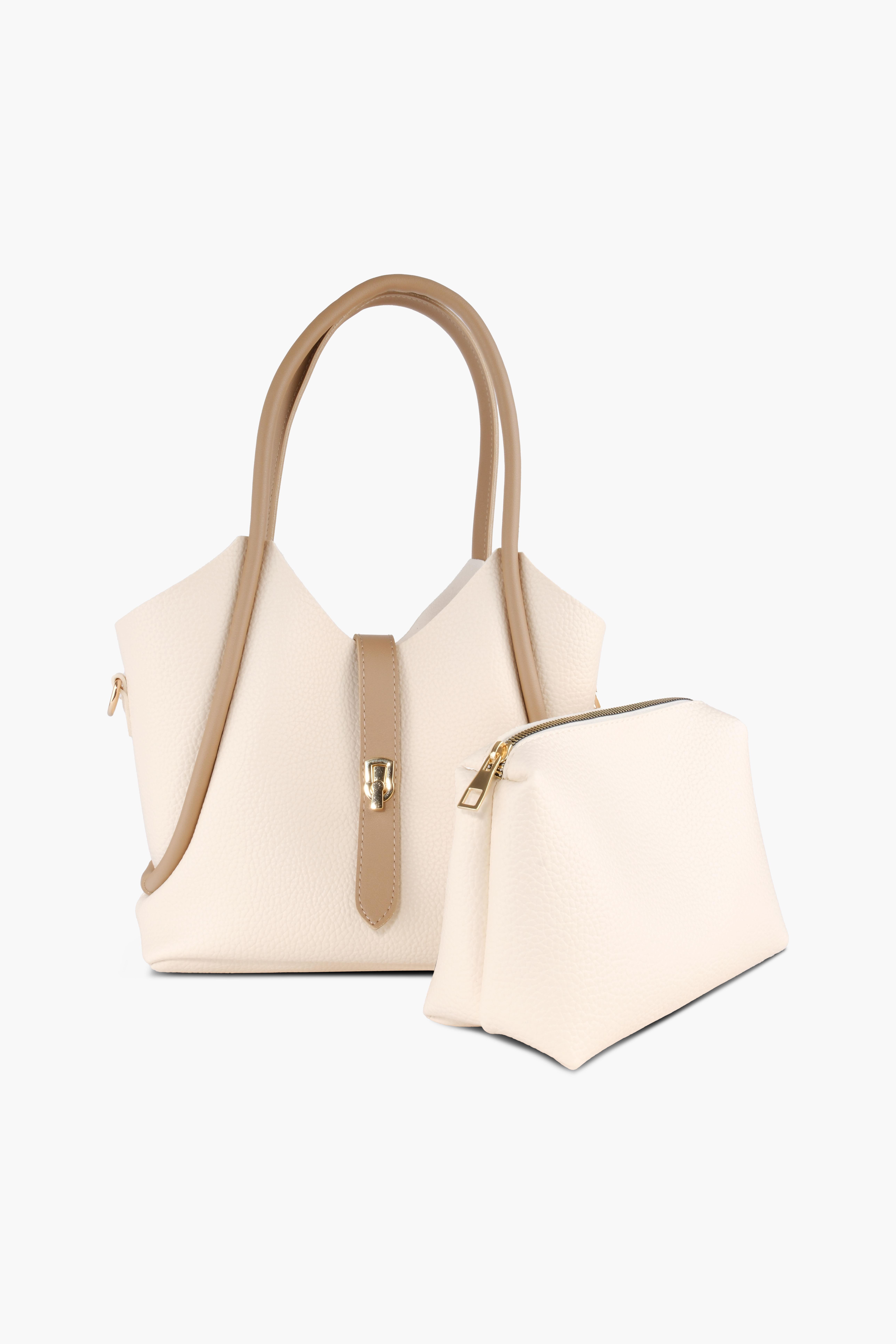 Krem Yavrulu Deri Omuz Çantası SARAOmuz ÇantasıWATCHOFROYALSARAKrem Yavrulu Deri Omuz Çantası SARA