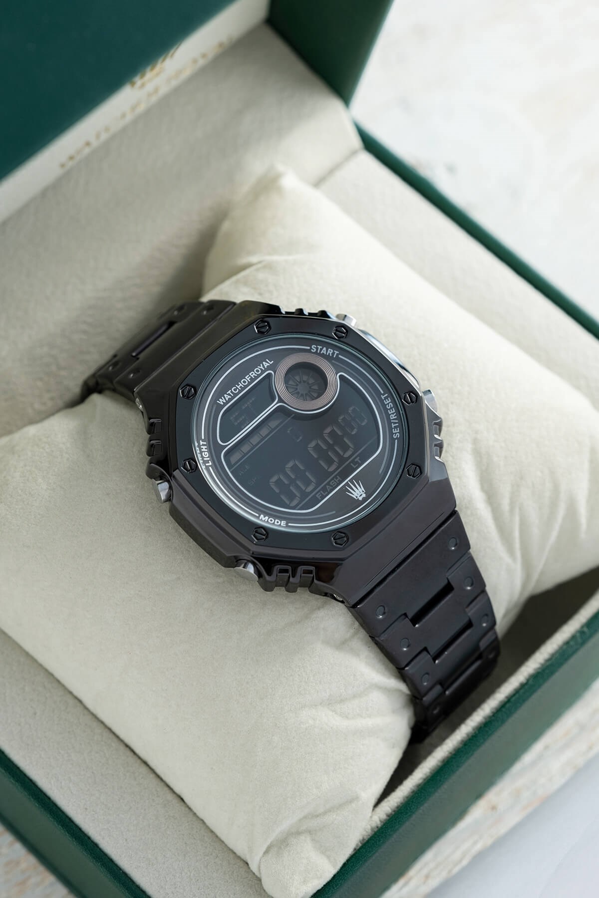 LED WOX BLACK KOL SAATİWATCHESWATCHOFROYALLEDWOXRSBLACKLSTLED WOX BLACK KOL SAATİ