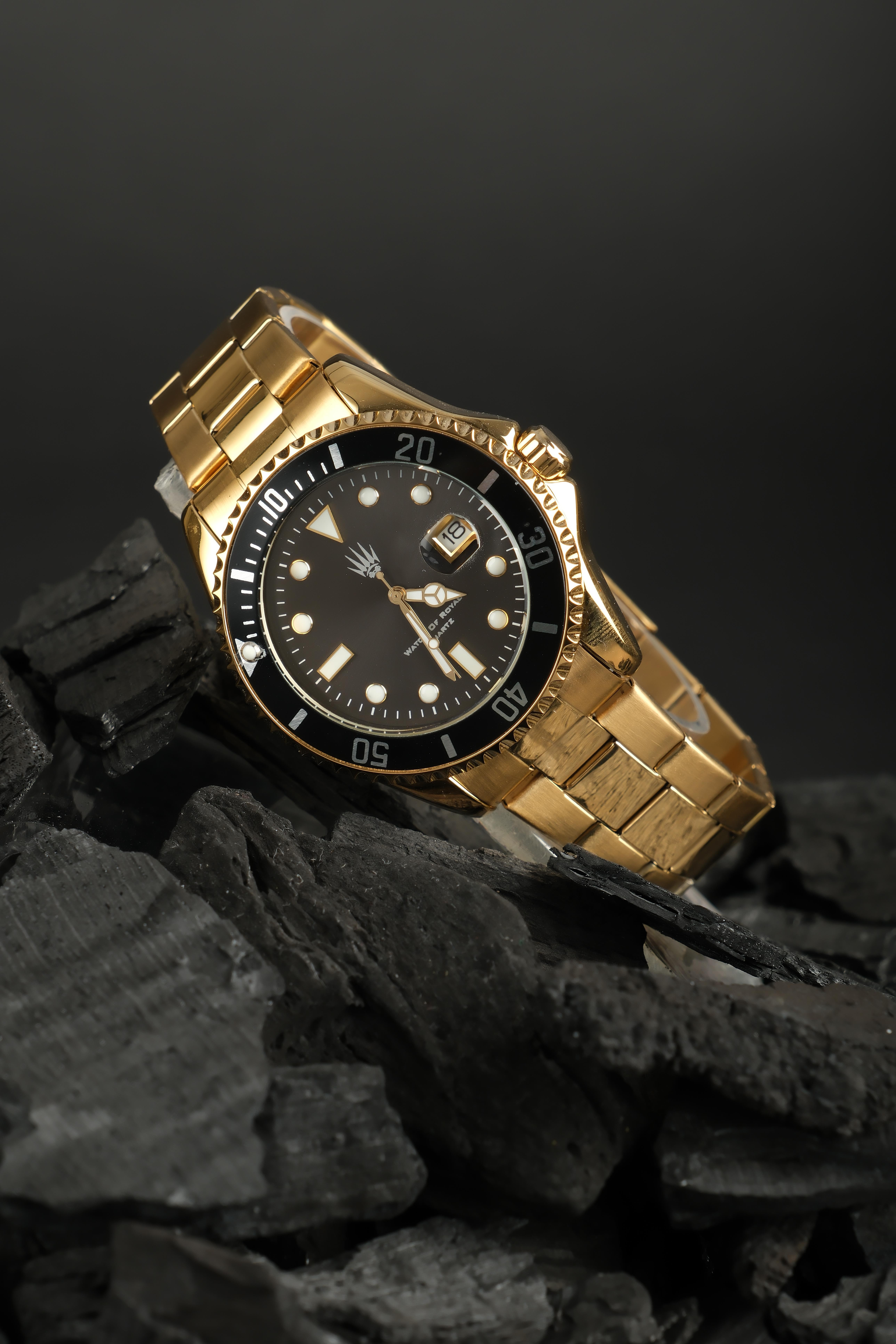 Bold Gold Black Çelik Kol SaatiWatchesWATCHOFROYALRichardBold Gold Black Çelik Kol Saati