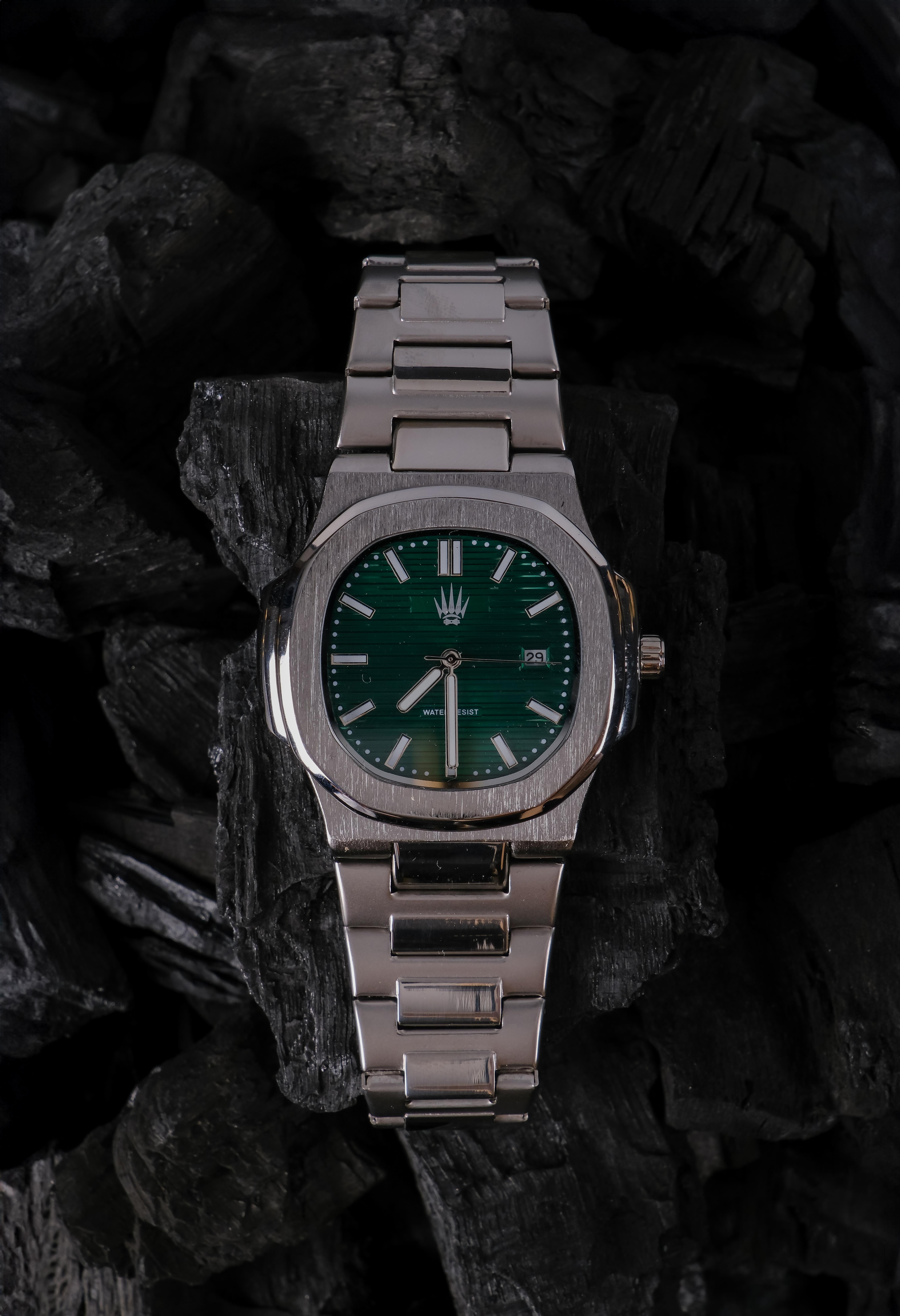 Vector Silver Green Çelik Kol SaatiWatchesWATCHOFROYALVECTORVector Silver Green Çelik Kol Saati
