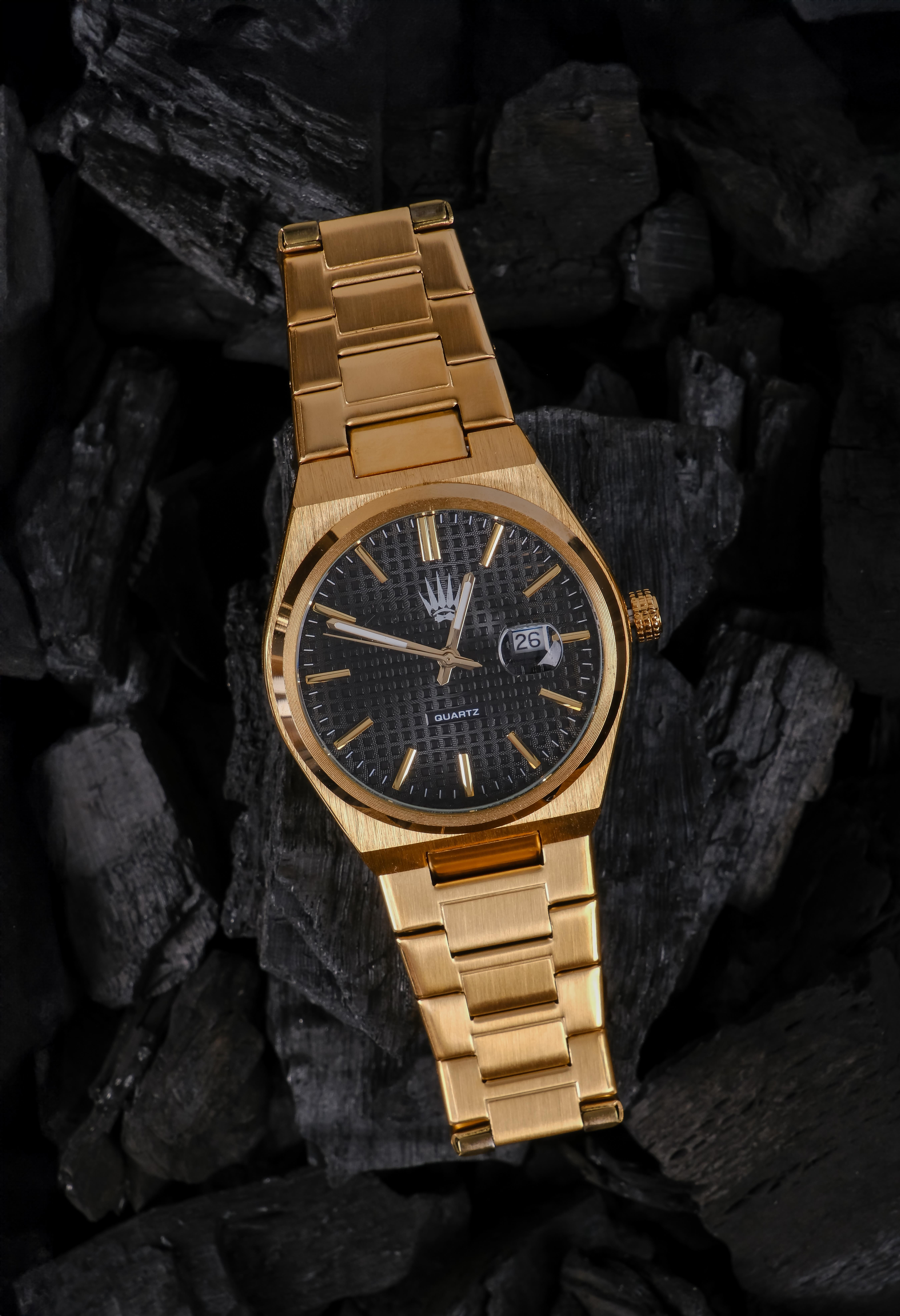 Vortex Gold Black Çelik Kol SaatiWatchesWATCHOFROYALVORTEXVortex Gold Black Çelik Kol Saati