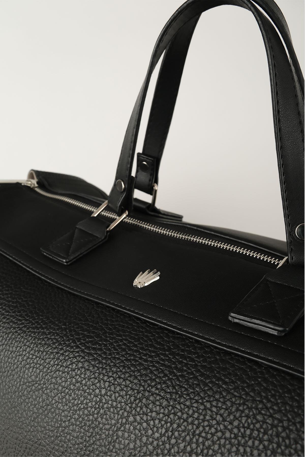 FELICITY TRAVEL BAG FLOTTER BLACKSeyahat ÇantasıWATCHOFROYALFELCTYTRAVLBAGCFLTLCKFELICITY TRAVEL BAG FLOTTER BLACK