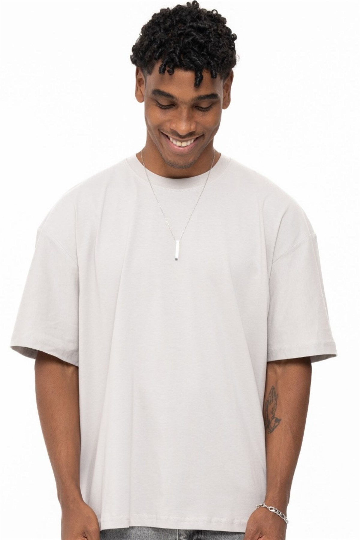 OVERSIZE BASIC GREYT-SHIRTWATCH OF ROYALBSCGREYOVERSIZE BASIC GREY