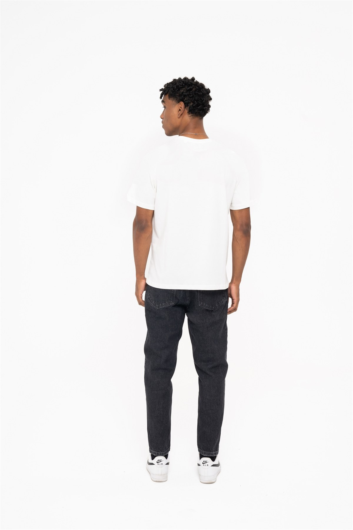 CACTUS T-SHIRT WHITET-SHIRTWATCH OF ROYALCACTUSWHİTECACTUS T-SHIRT WHITE
