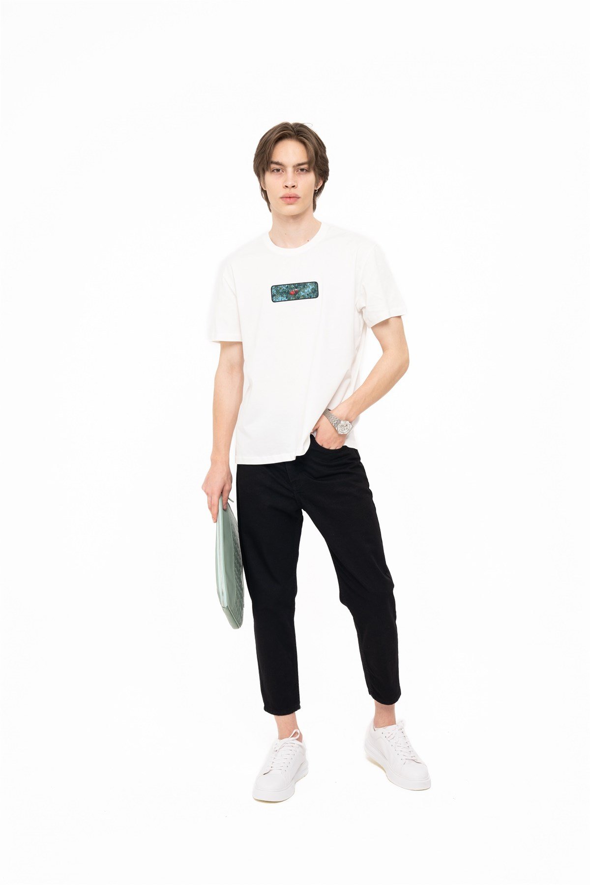 URBAN JUNGLE T-SHIRT WHİTET-SHIRTWATCH OF ROYALURBANJUNGLEWHİTEURBAN JUNGLE T-SHIRT WHİTE