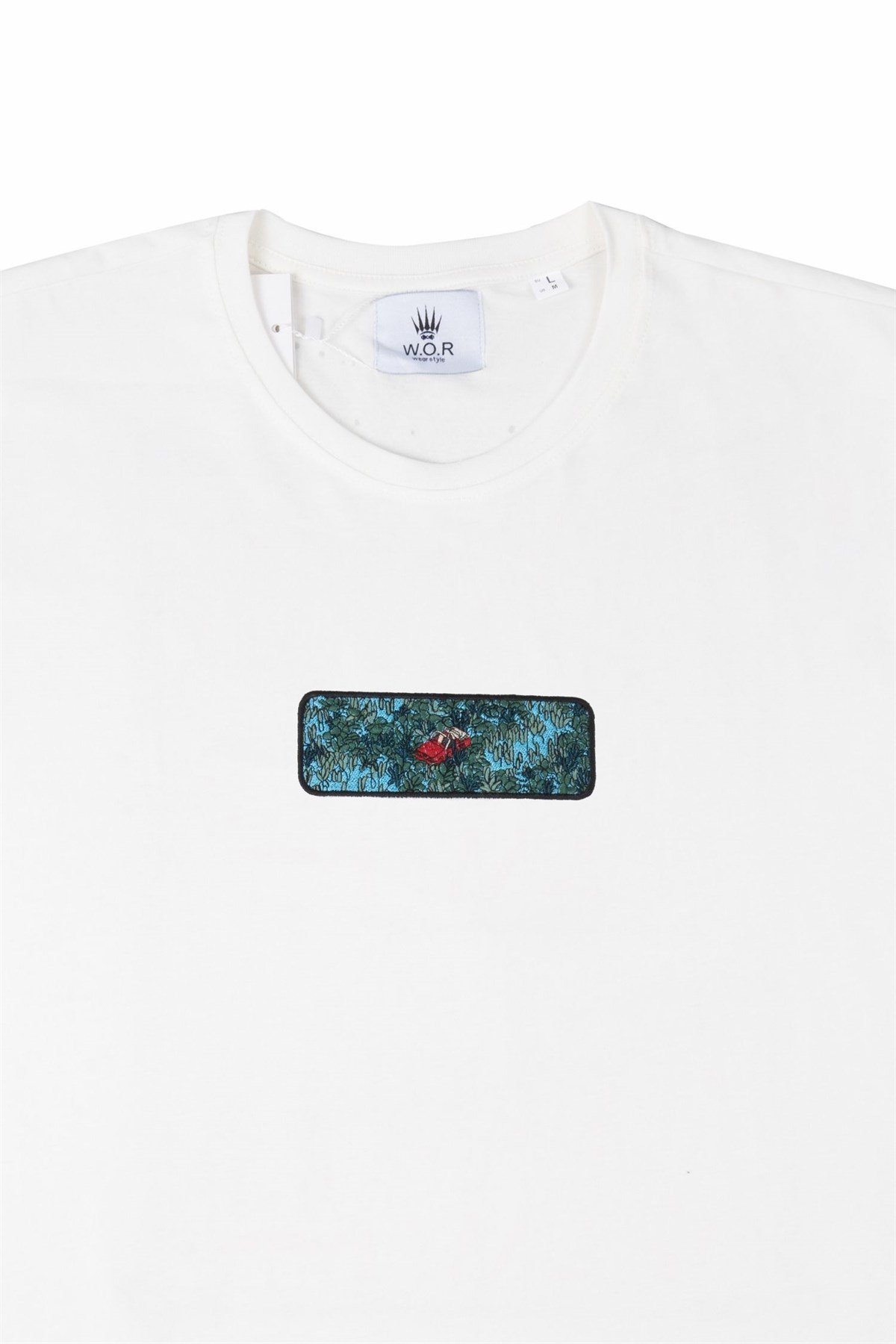 URBAN JUNGLE T-SHIRT WHİTET-SHIRTWATCH OF ROYALURBANJUNGLEWHİTEURBAN JUNGLE T-SHIRT WHİTE